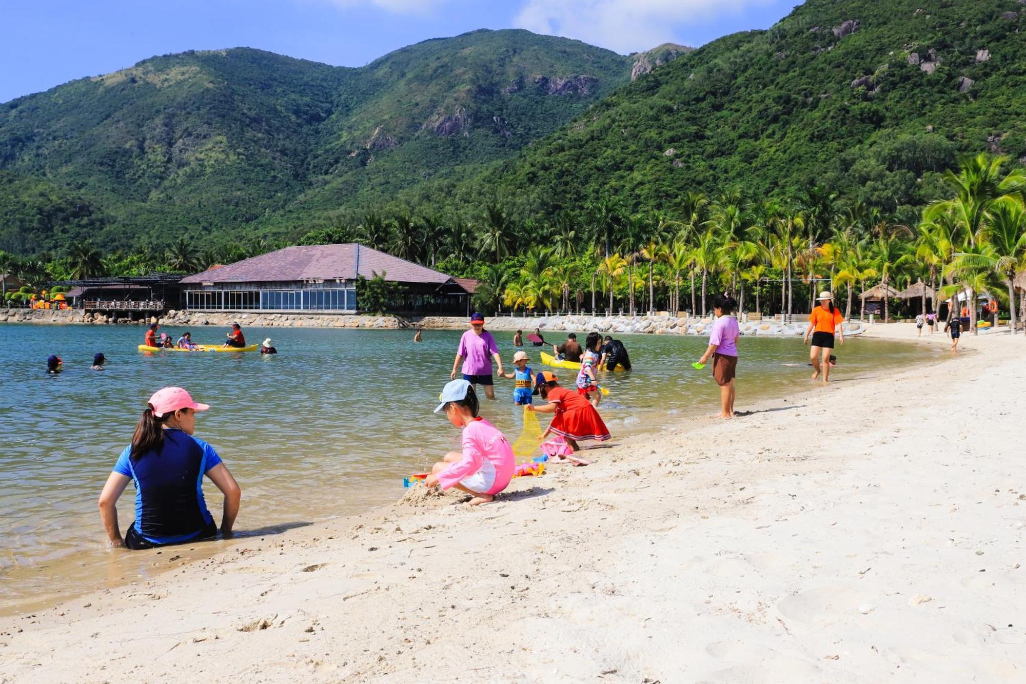 Resort Diamond Bay & Nha Trang