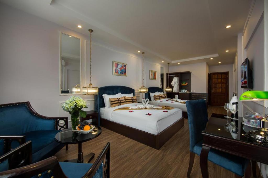 Splendid Star Grand And Hotel 4*