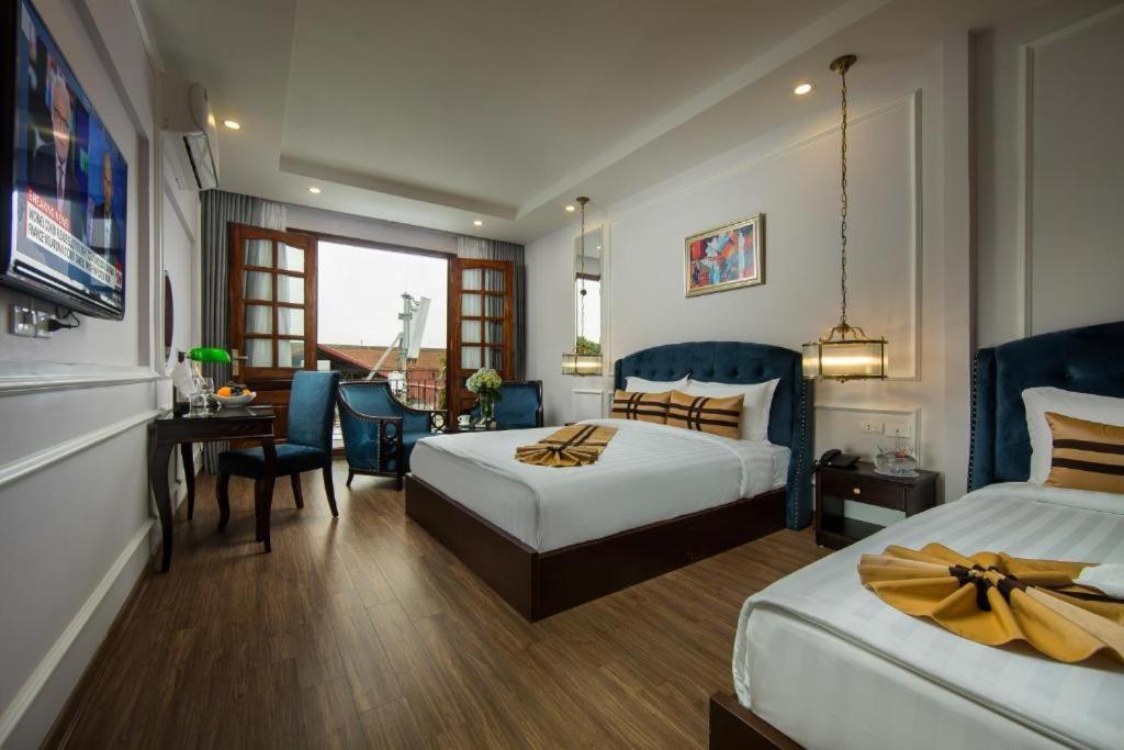 Hotel Splendid Star Grand And Hanoi