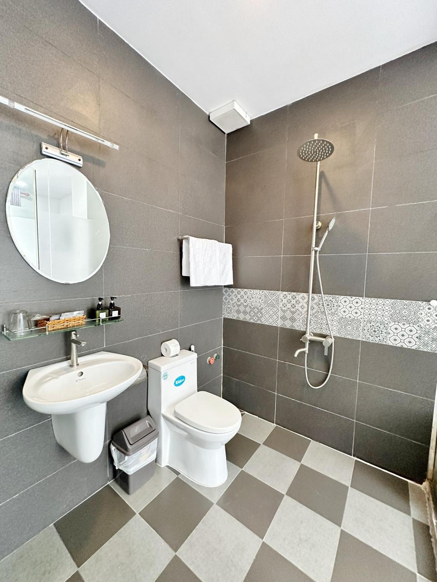 Hotel K&t - San Bay Tan Son Nhat 2*