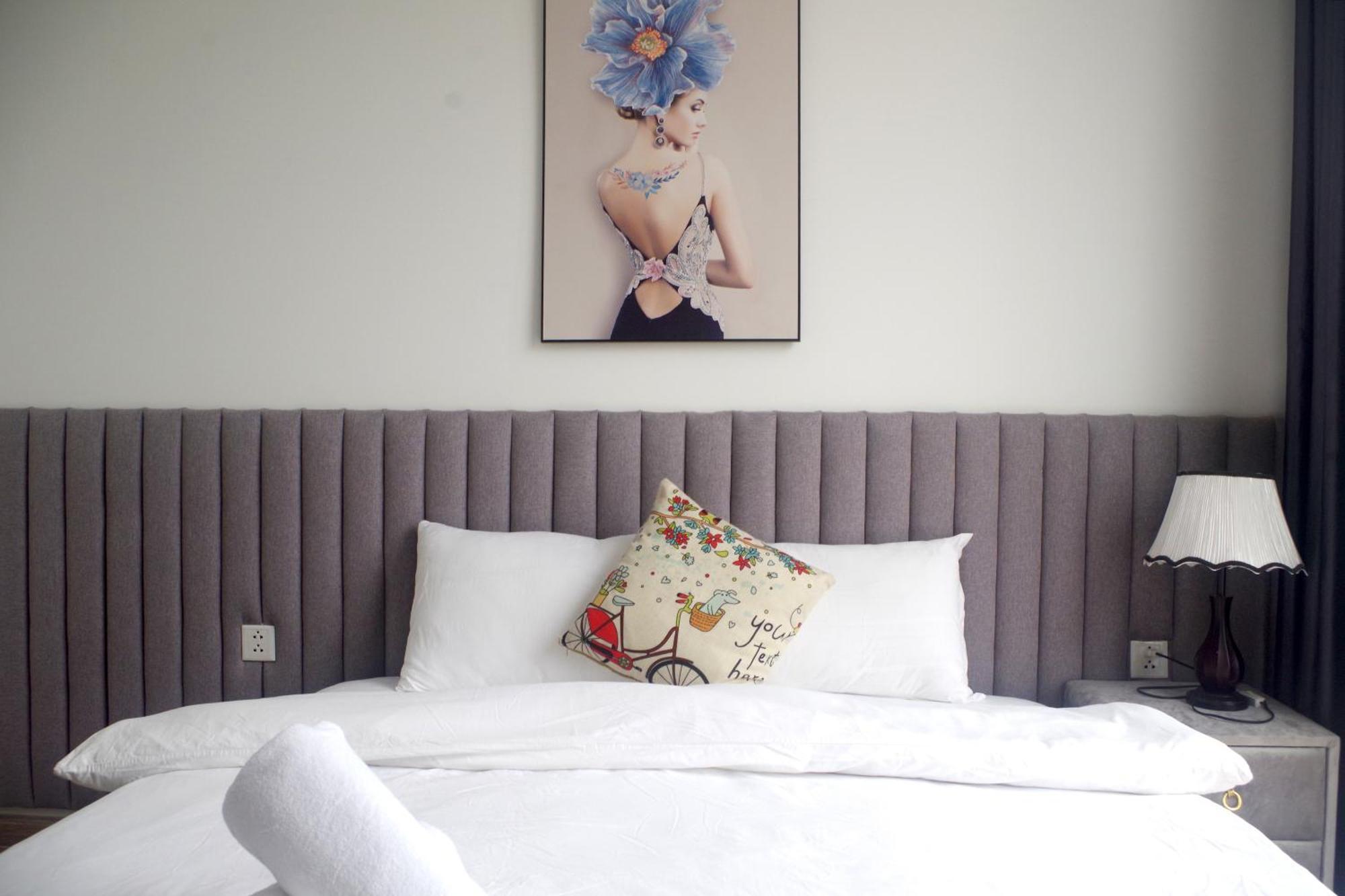 Qmp - Vinhomes Skylake Apartment *