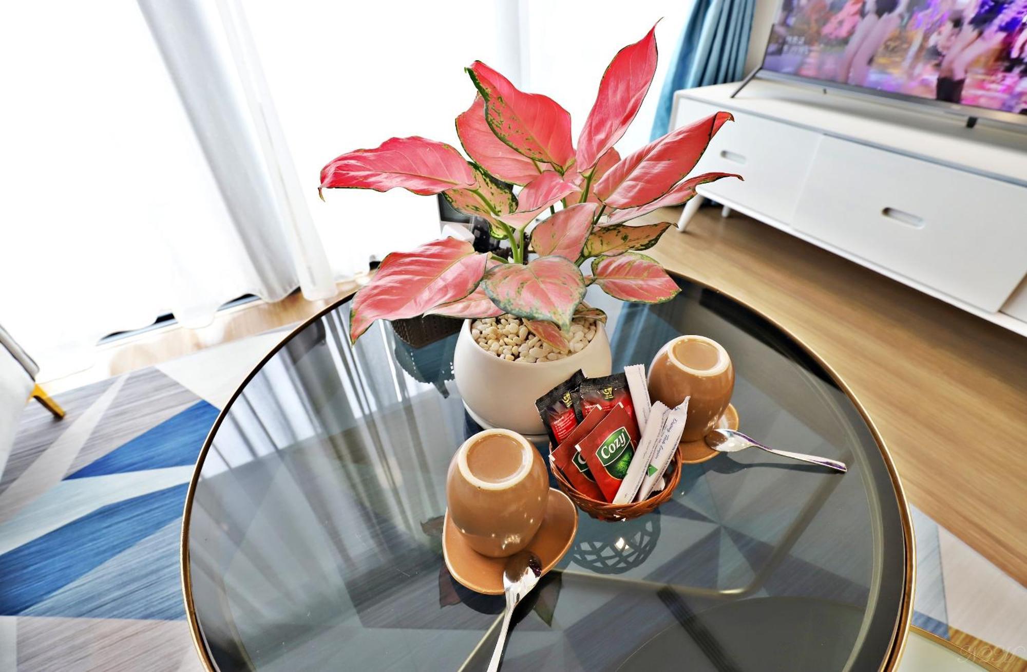 Apartment Qmp - Vinhomes Skylake *