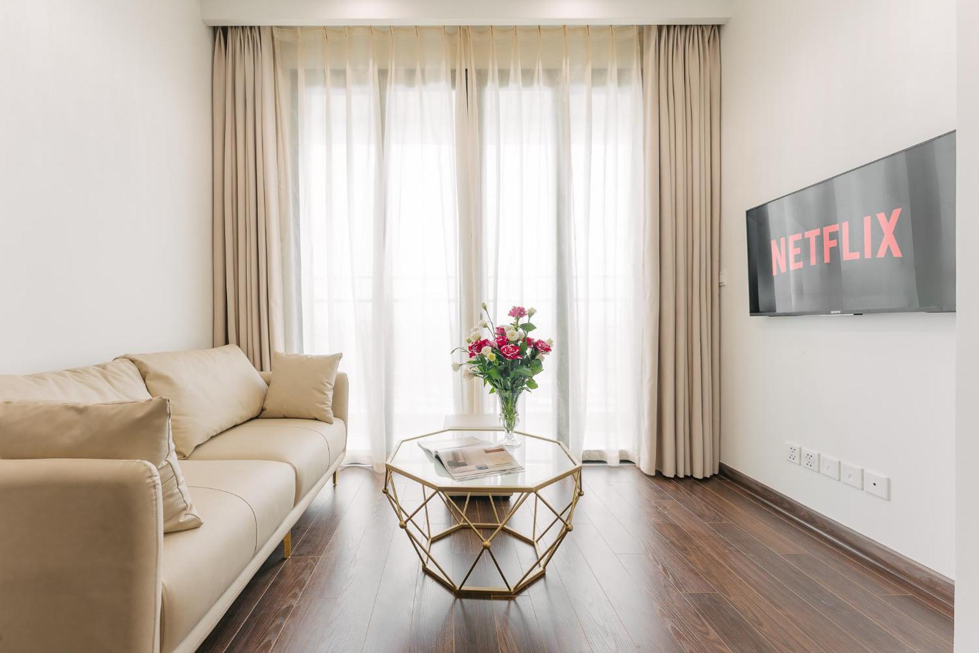 Rosee House - Masteri West Heights ,vinhomes Smart Apartment