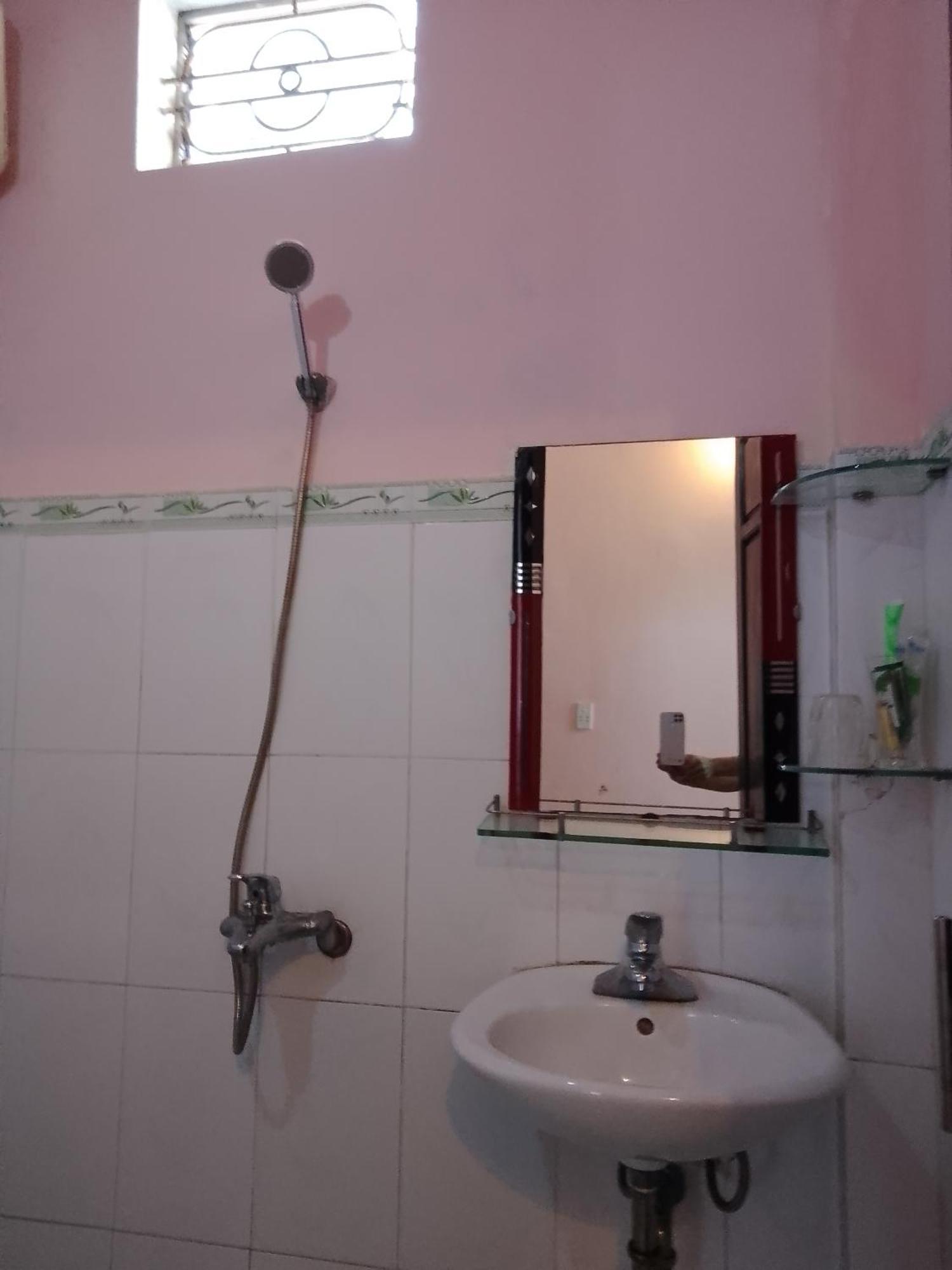 Guest house Nha Nghi Hang Nga *