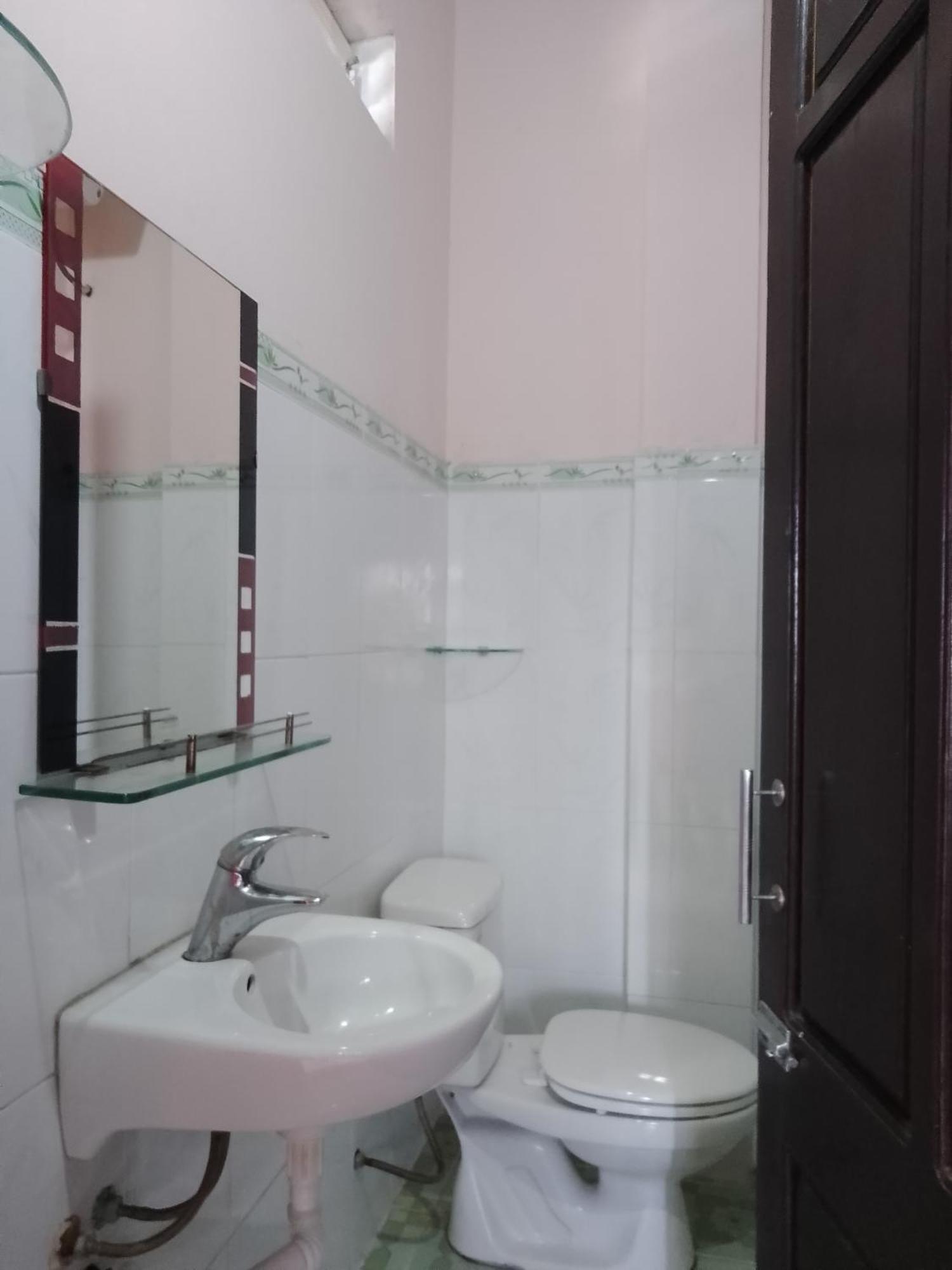 Nha Nghi Hang Nga Guest house Dong Hoi