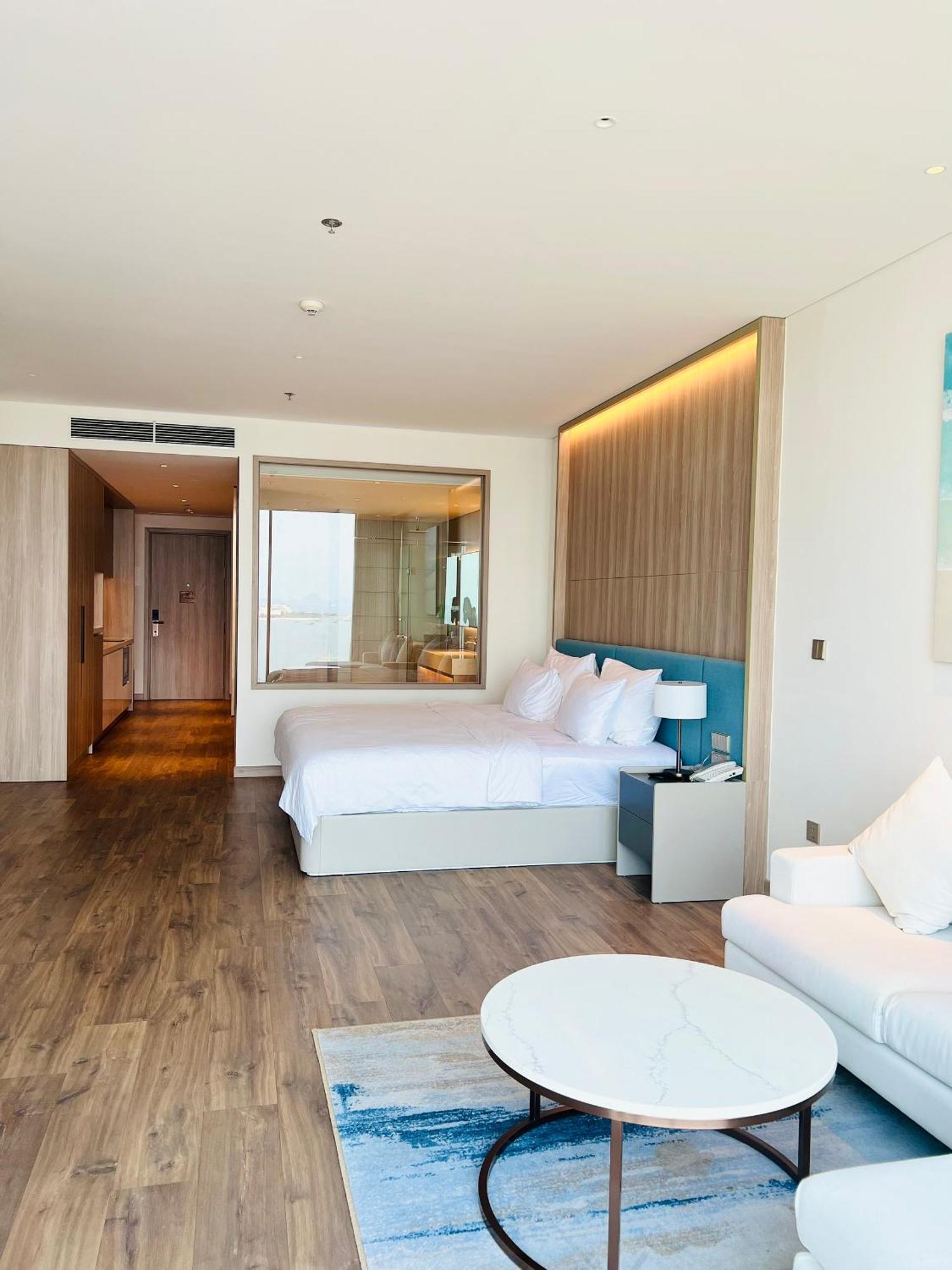 Khach San A Lacarte Bay, Ngay Mat Bien, Mien Phi Be Boi Hotel