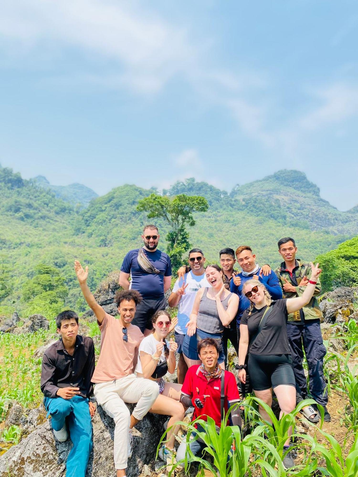 Strawberry House , Tour & Motorbikes Rentel Ha Giang