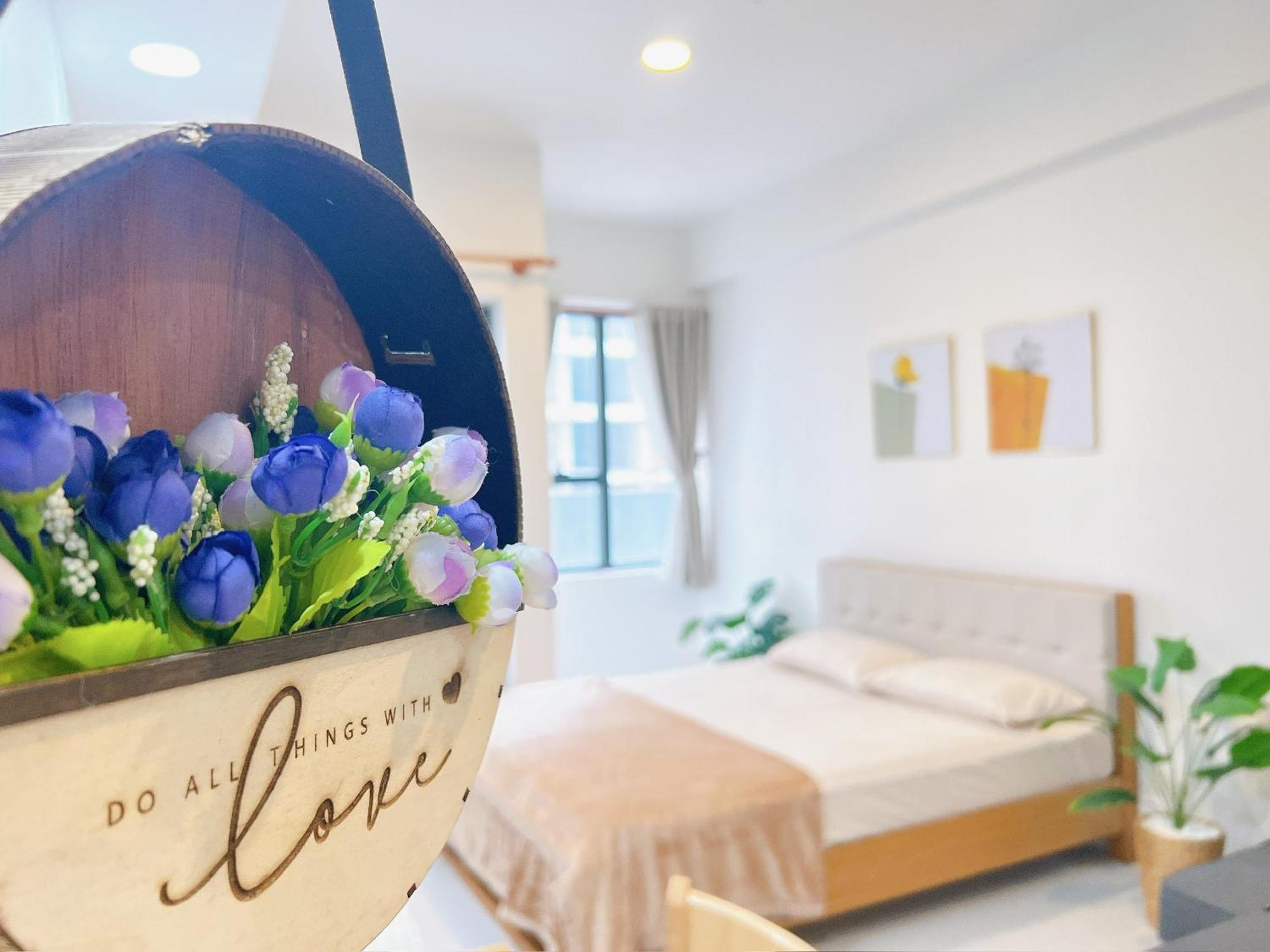 Aris Soho Balcony Suites Saigon District 1