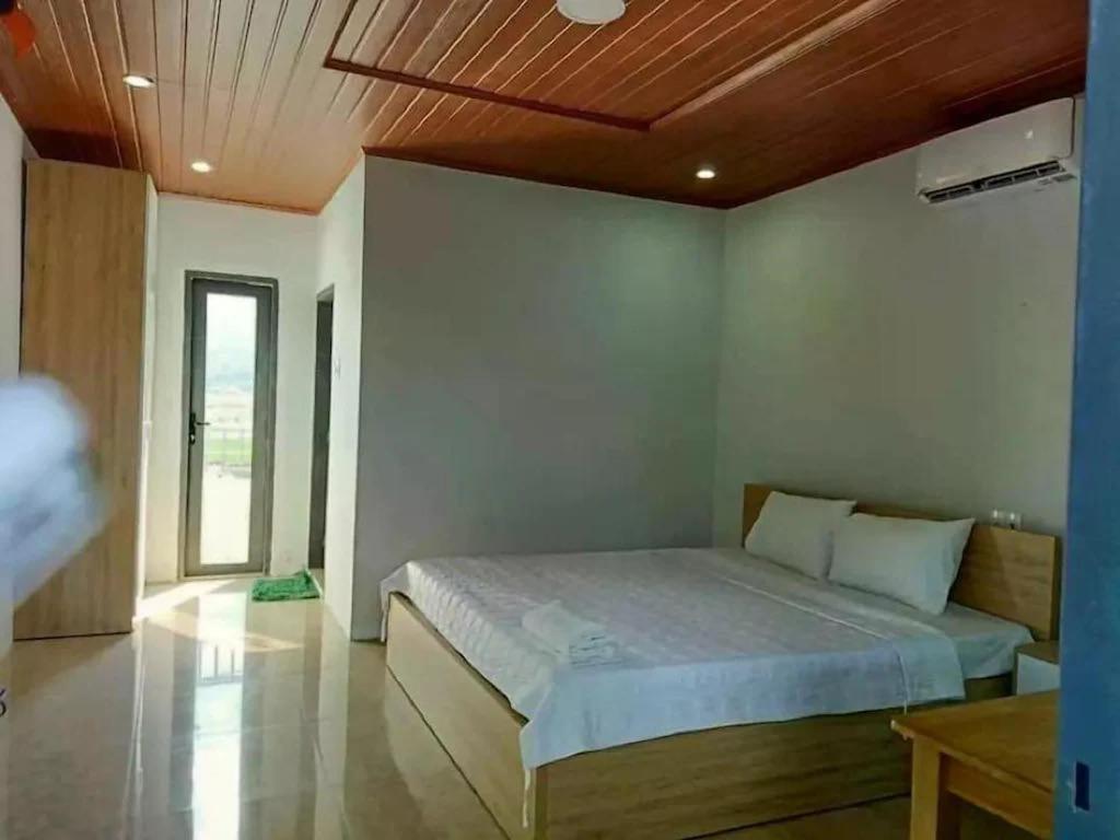 Bien Xanh Hotel