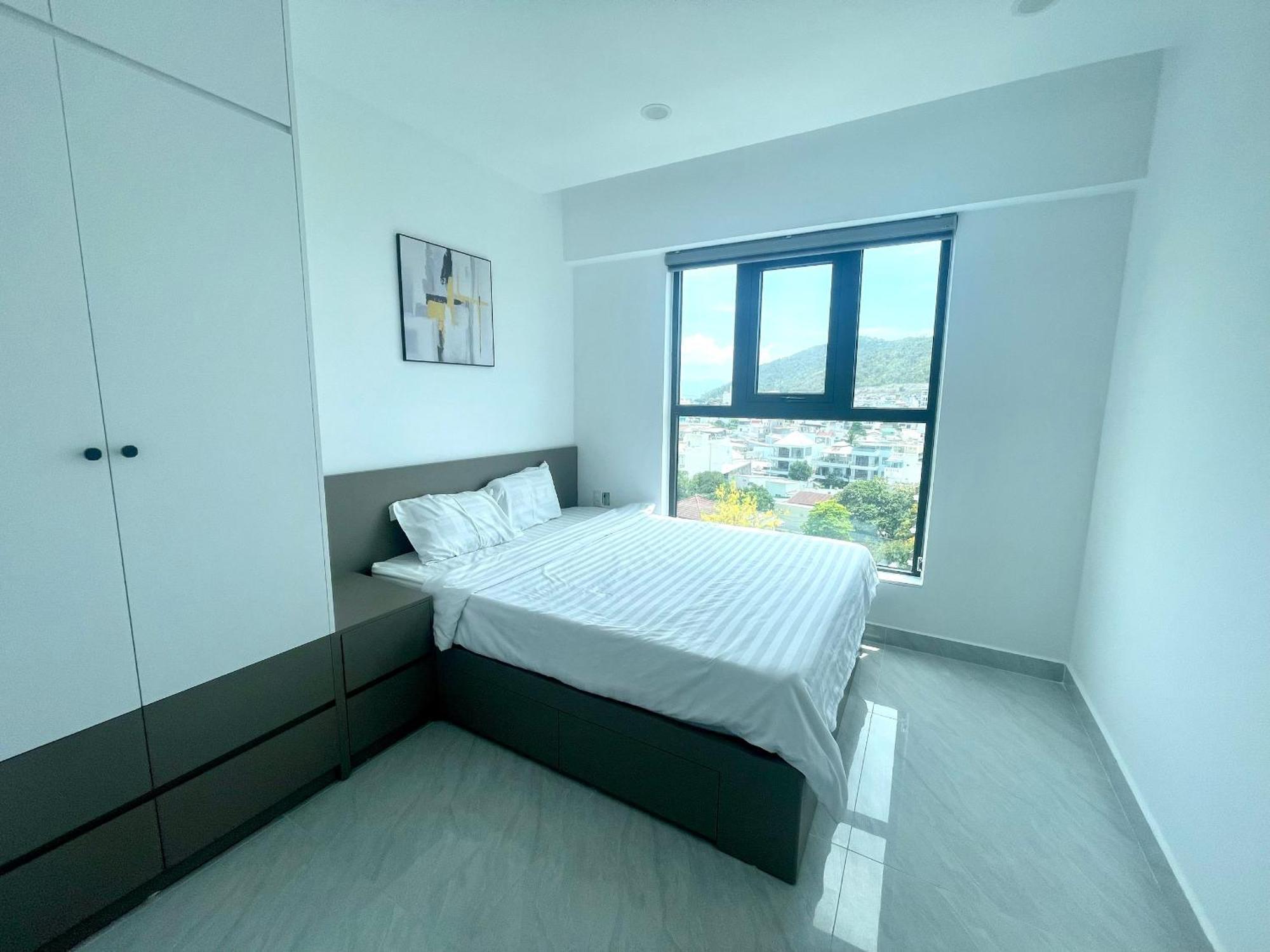 Duc's Oceanus Apartment