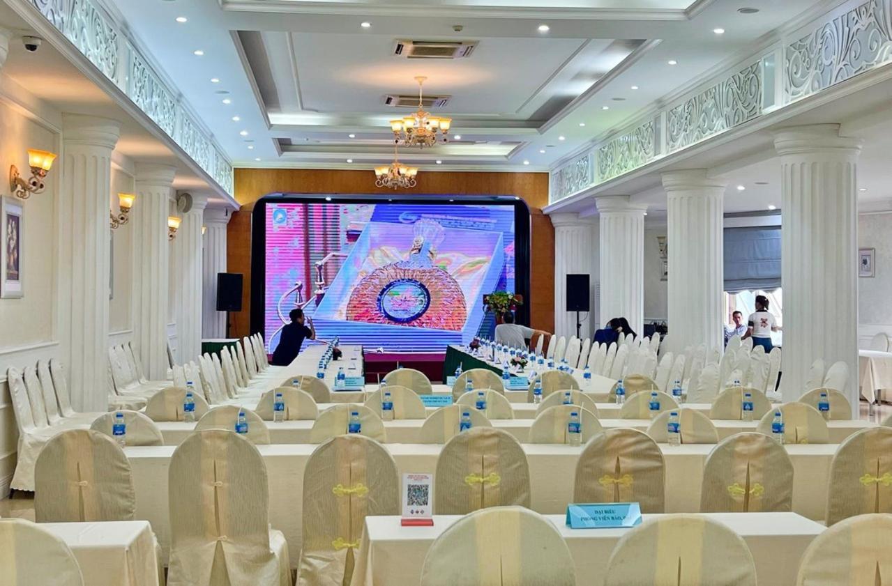 Cong Doan Viet Nam Hotel 3*