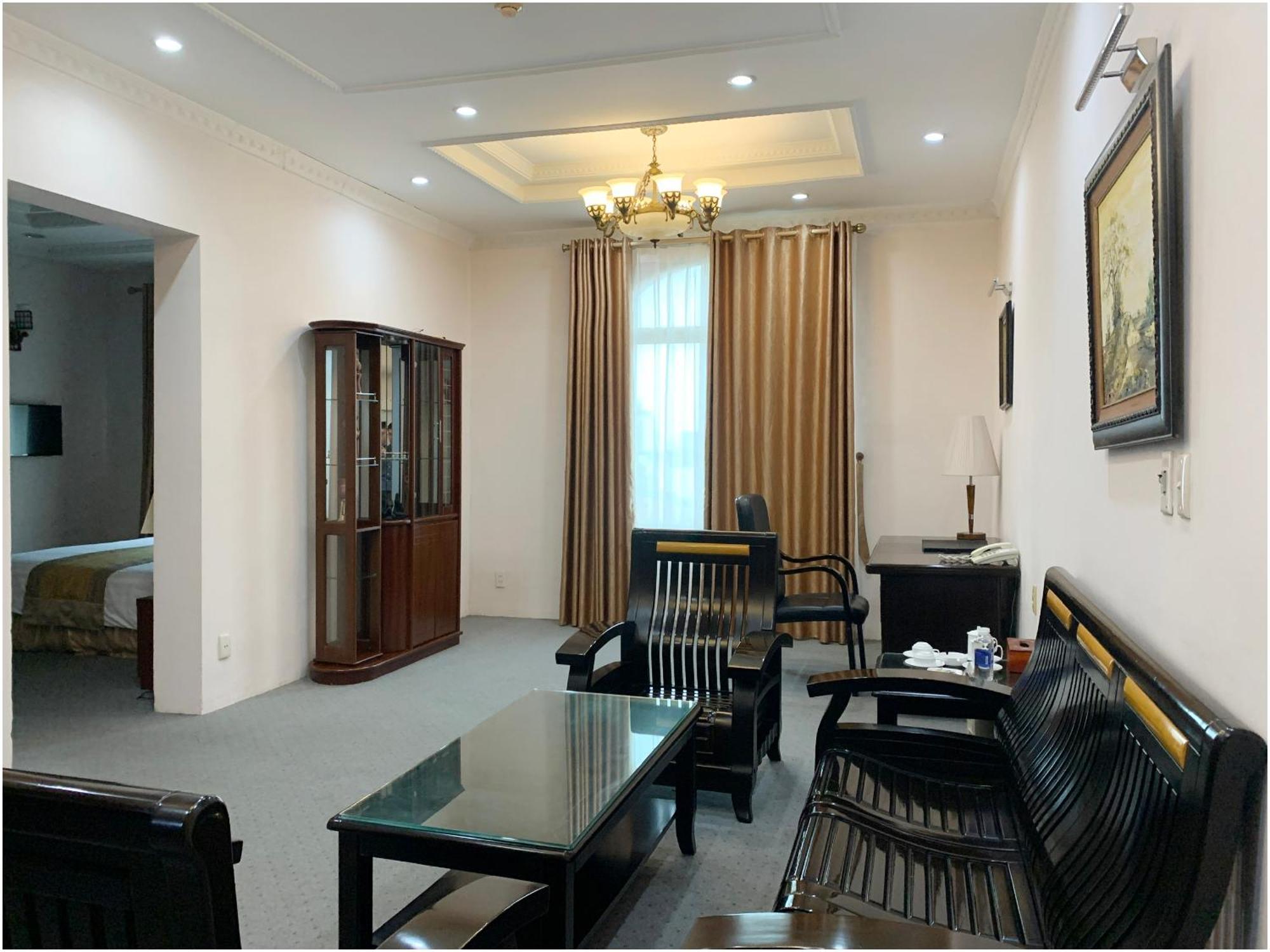 Cong Doan Viet Nam Hotel 3*