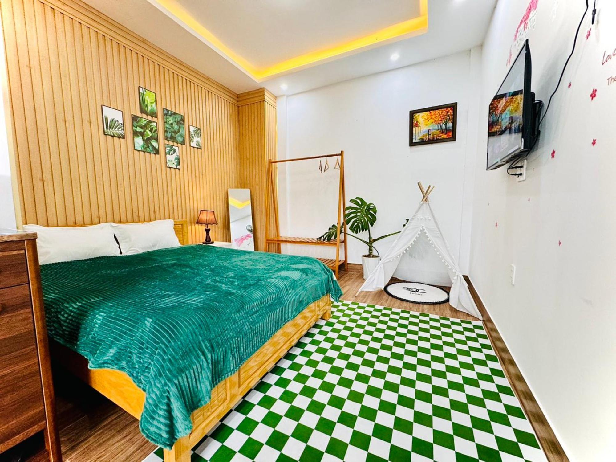 Pine Forest House *
