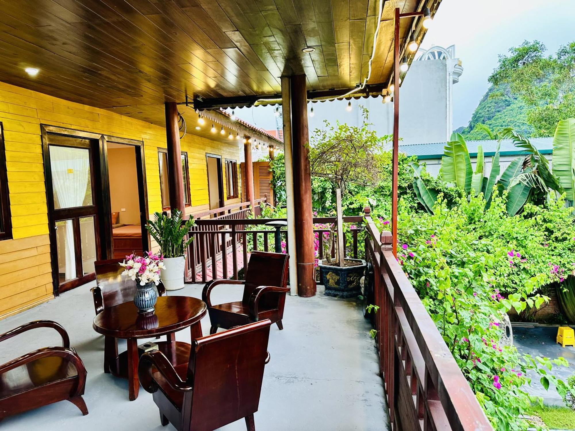 Kim An Homestay, Pizza - Cafe *