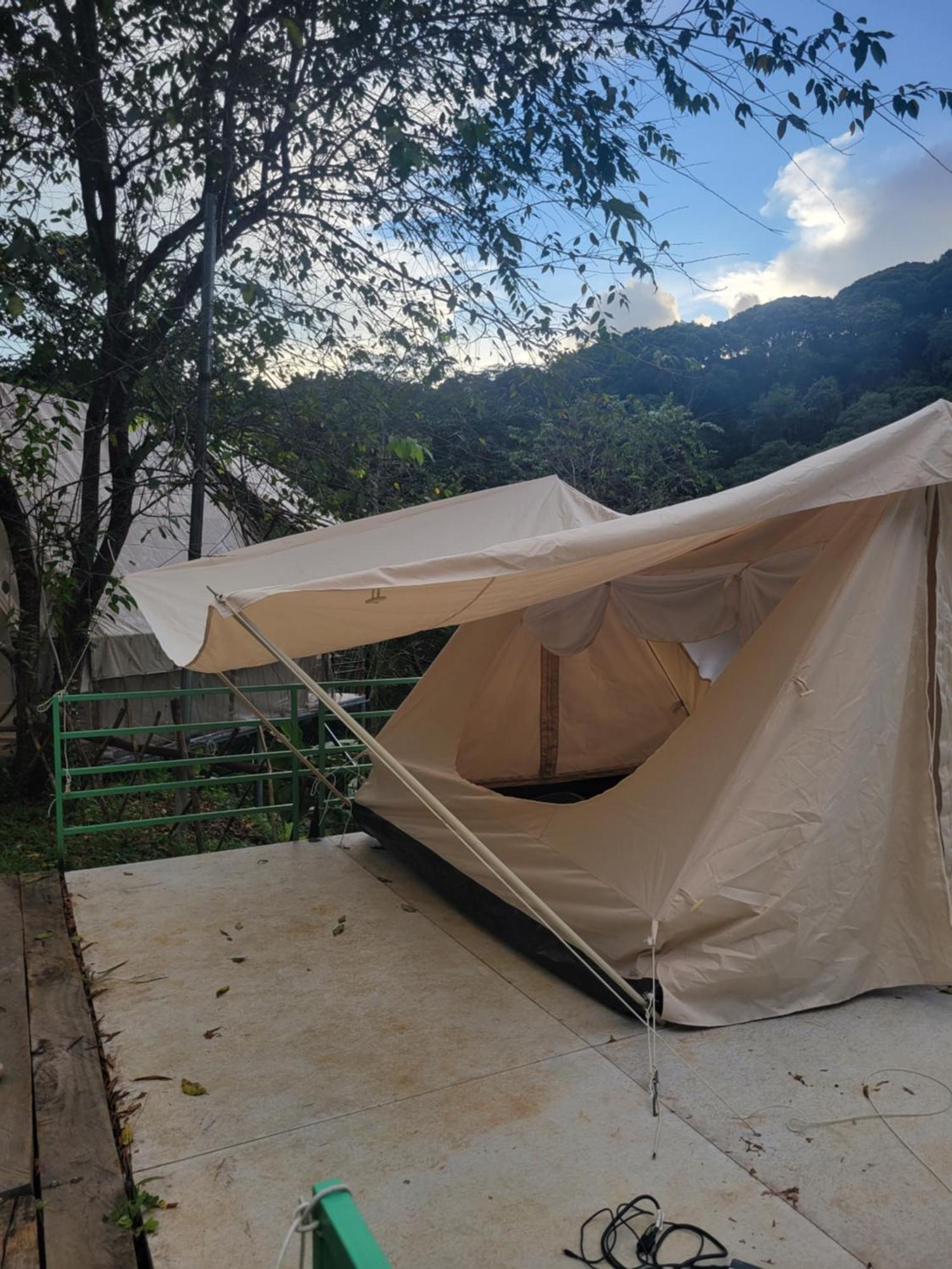 Luxury tent Leu Glamping Thac Pa Sy