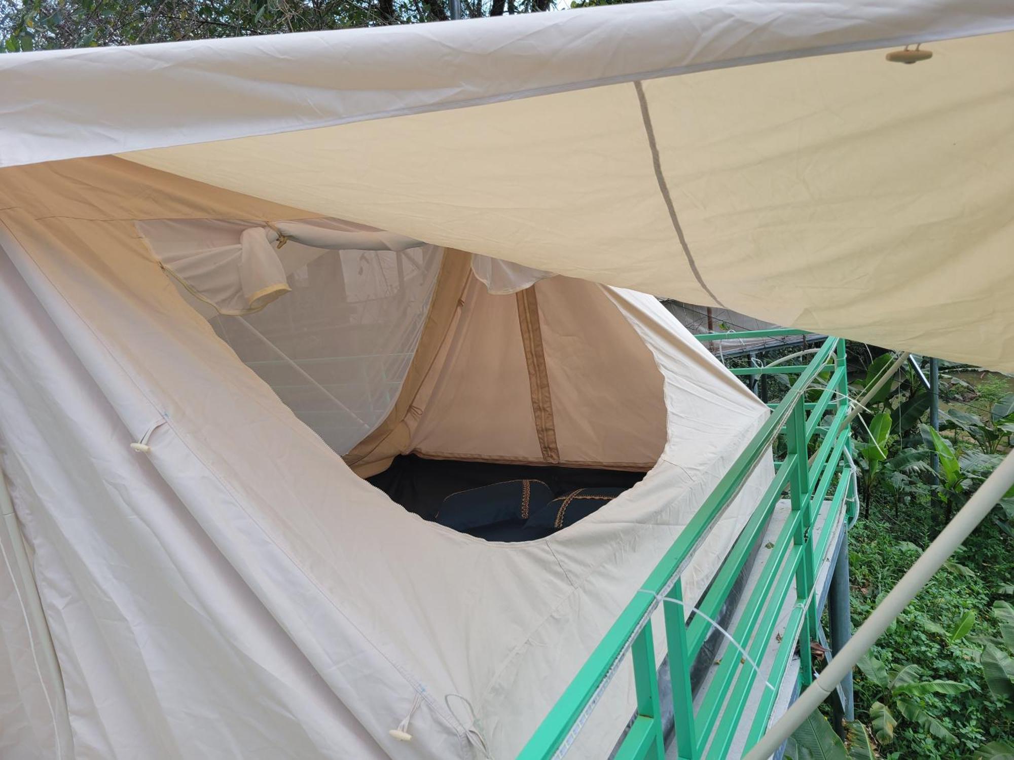 Leu Glamping Thac Pa Sy *