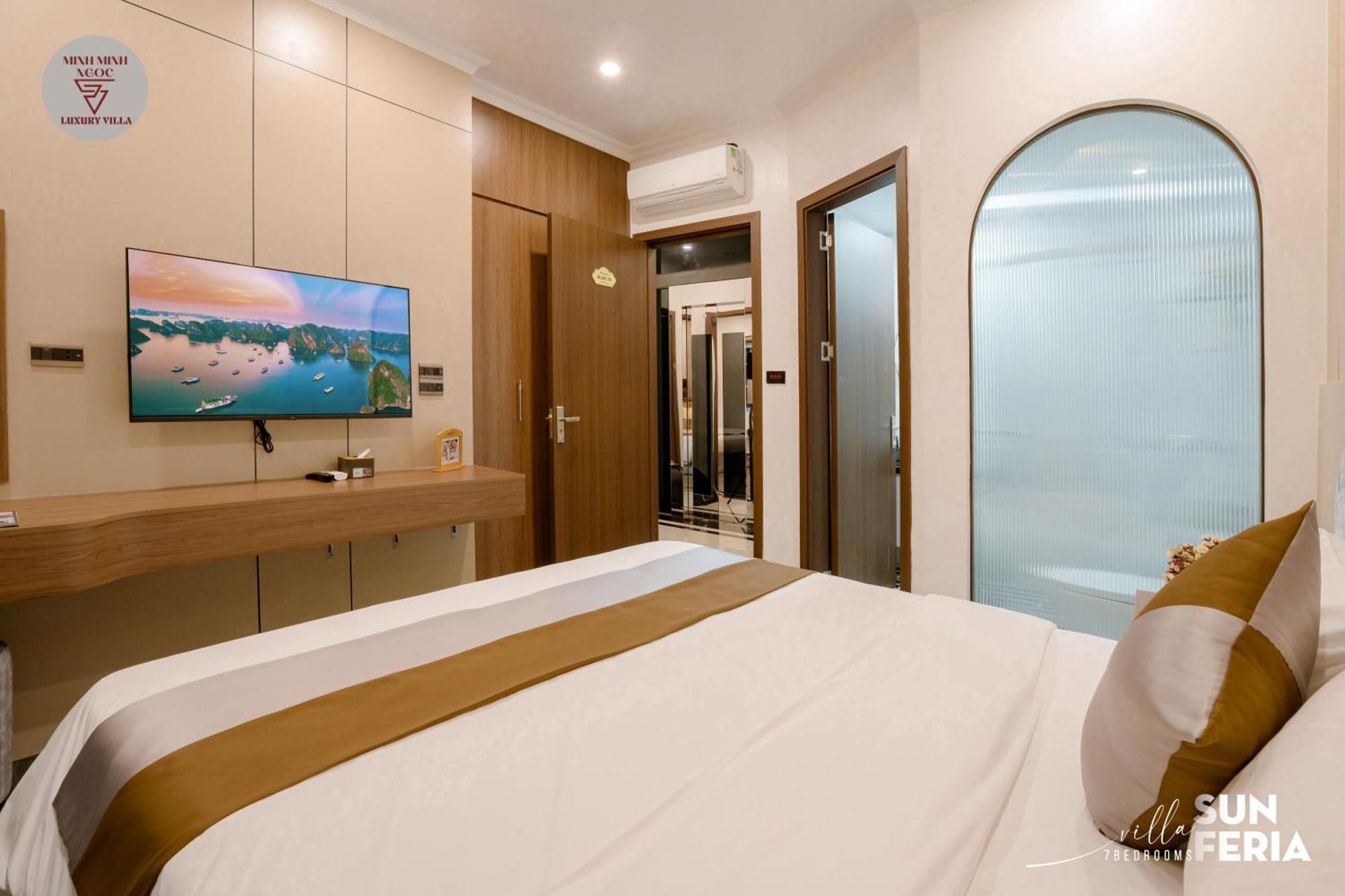 Sun 7 Bedroom & Pool * Ha Long