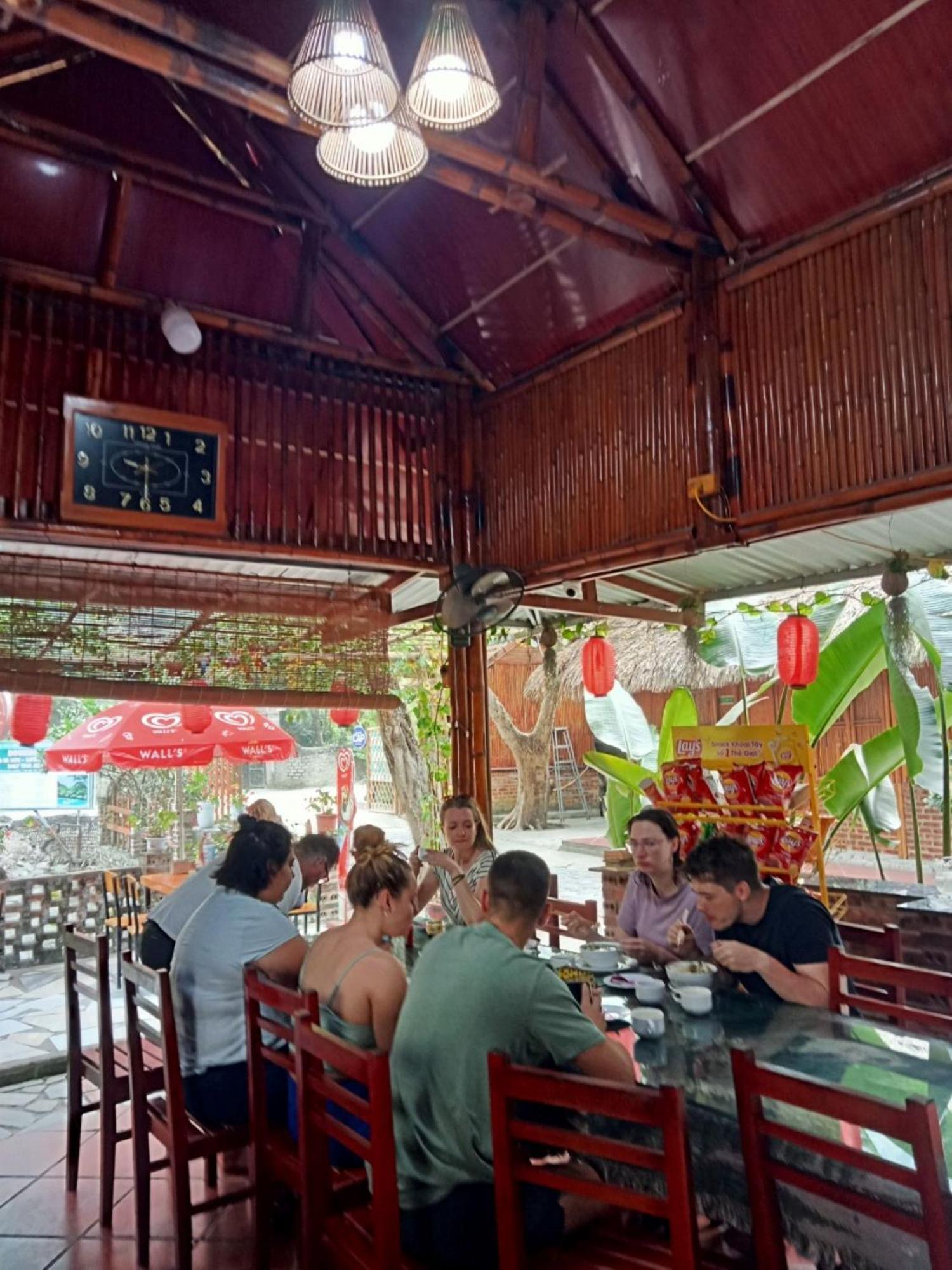 Ở trọ Hoa Lu Eco Ninh Bình