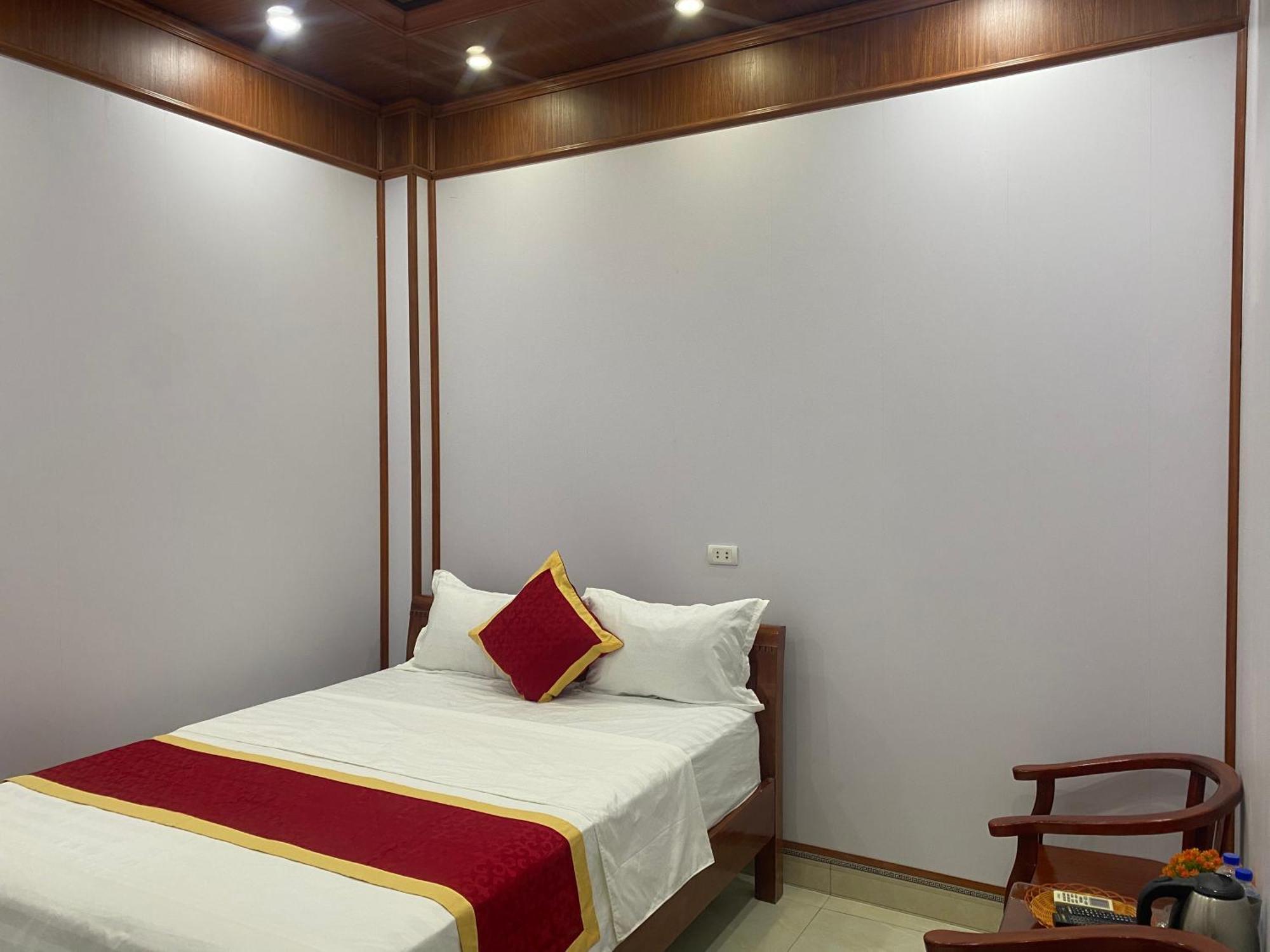 Hotel Nha Nghi Viet Nhat Meo Vac