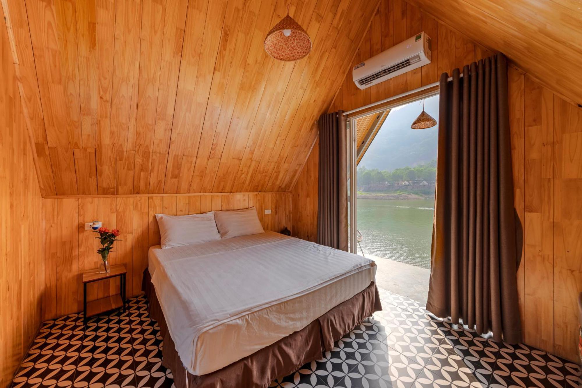 Homestay Nha Ven Ho Dong Do, Minh Tri, Soc Son, Ha Noi *