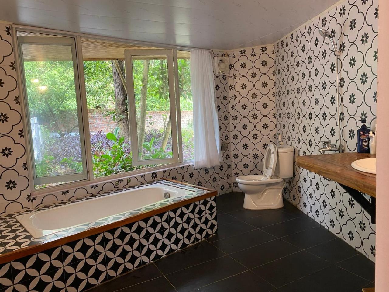 Nha Ven Ho Dong Do, Minh Tri, Soc Son, Ha Noi Homestay