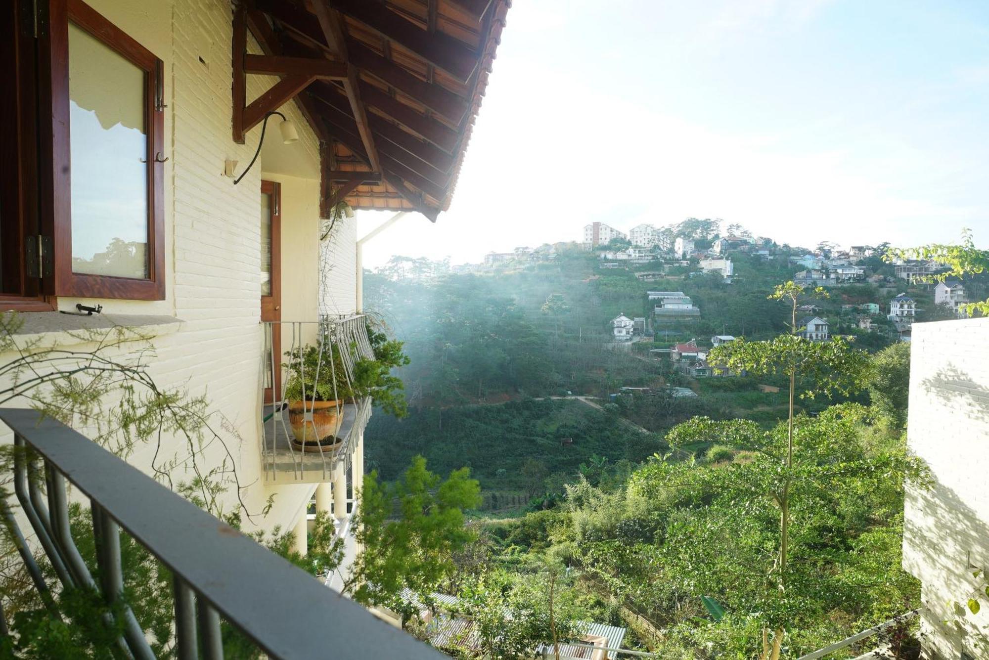 Hotel Emai Valley