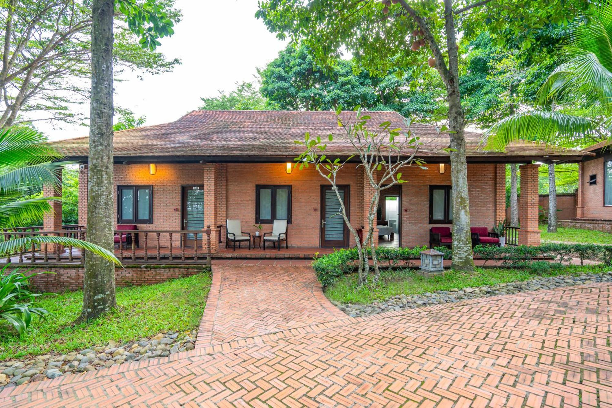 Mekong Long Thanh & Reststop Resort 3*