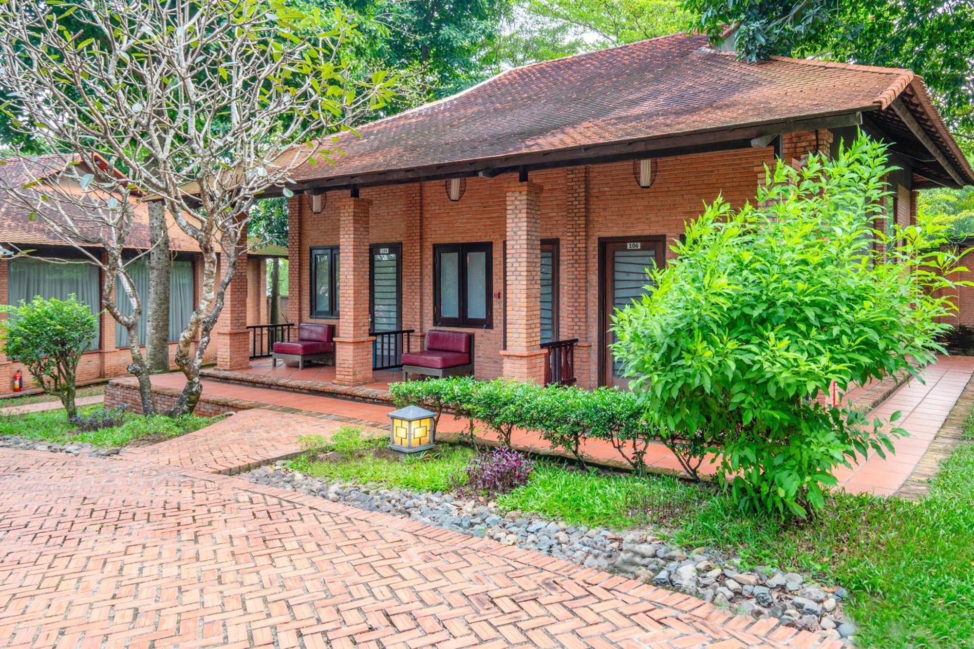 Resort Mekong Long Thanh & Reststop 3*