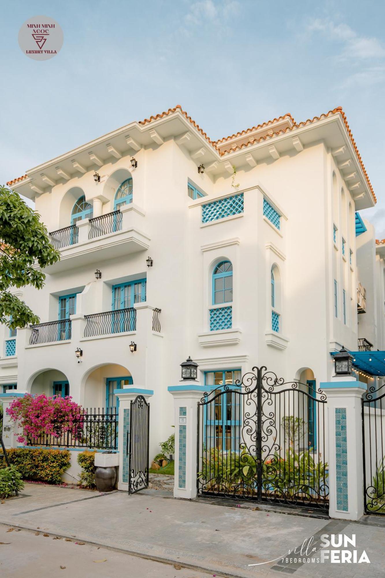Sun 7 Bedroom & Pool Villa Ha Long