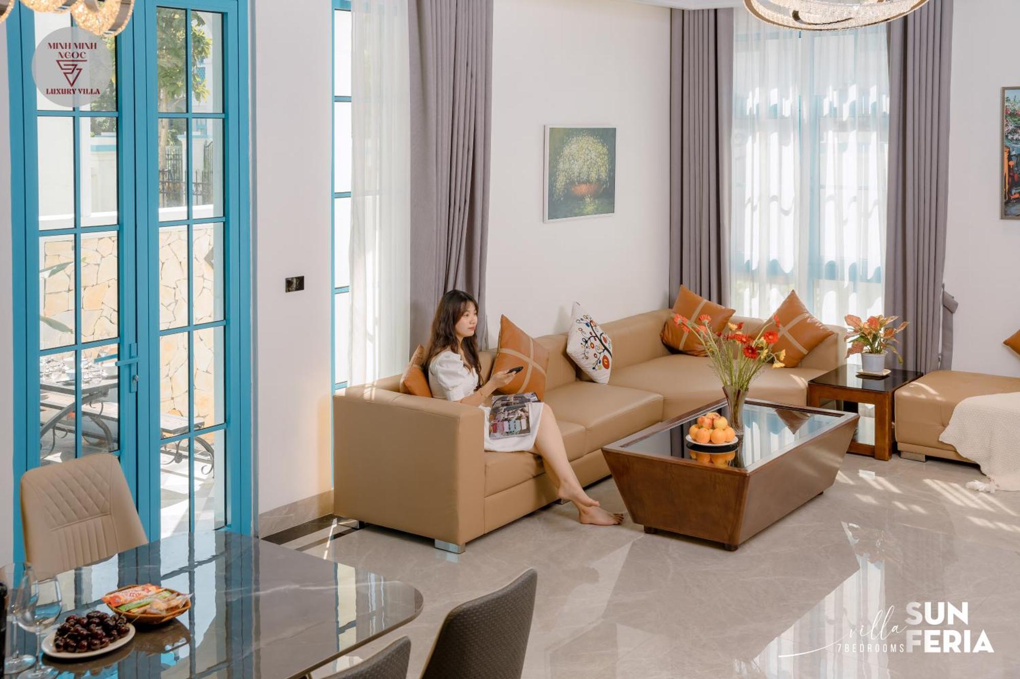 Sun 7 Bedroom & Pool Villa