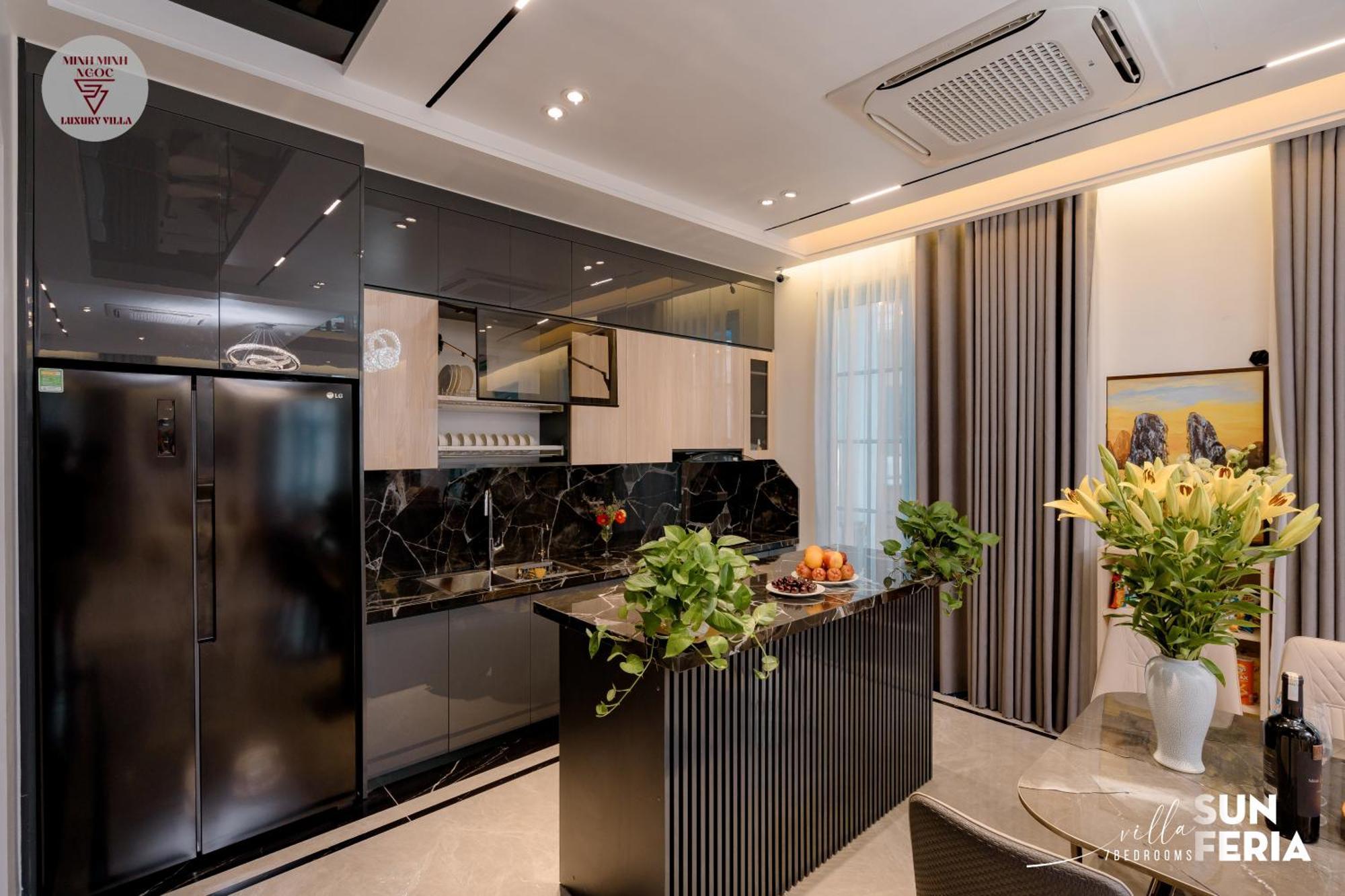 Sun 7 Bedroom & Pool * Ha Long