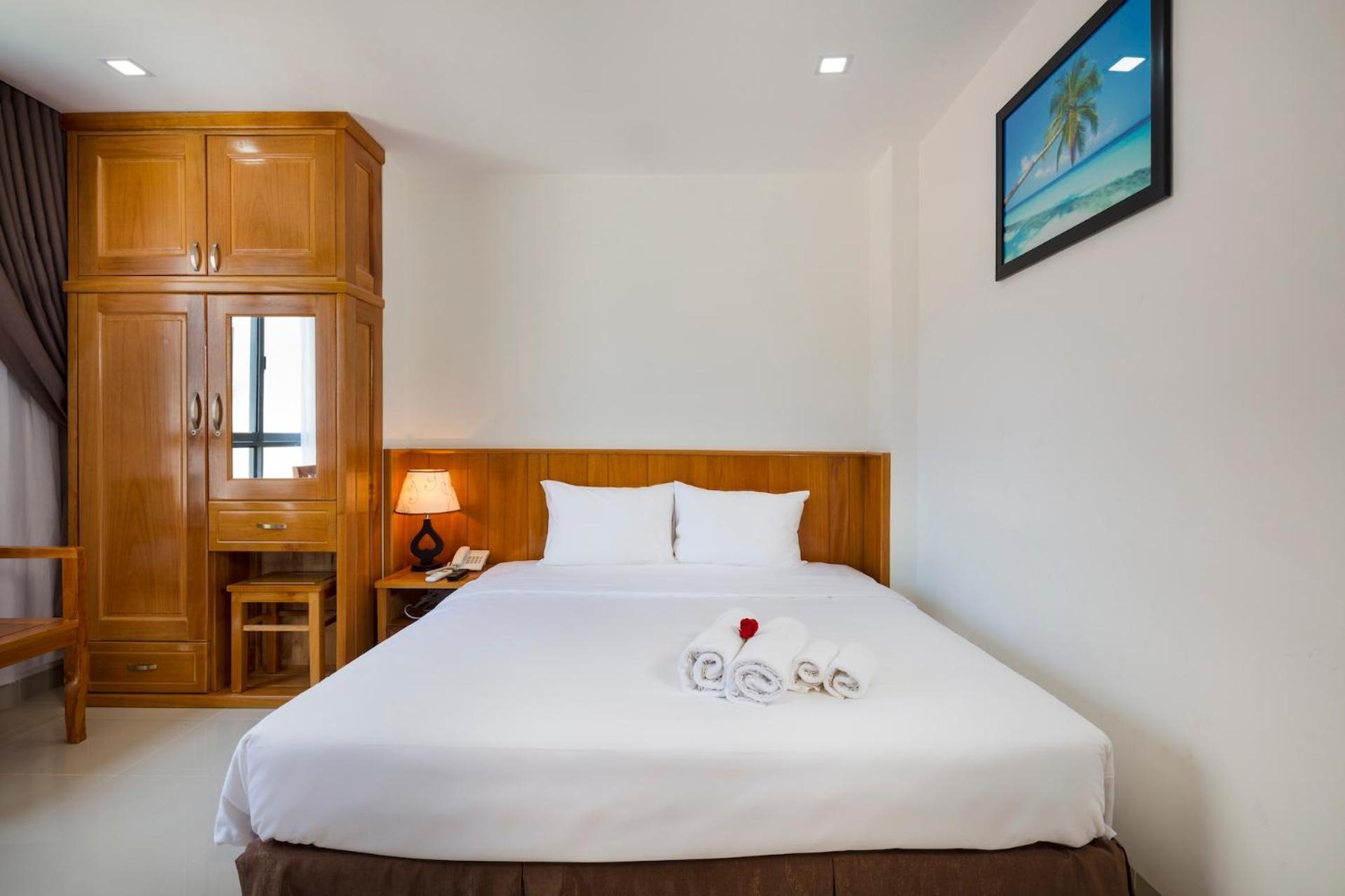 Royal Hotel