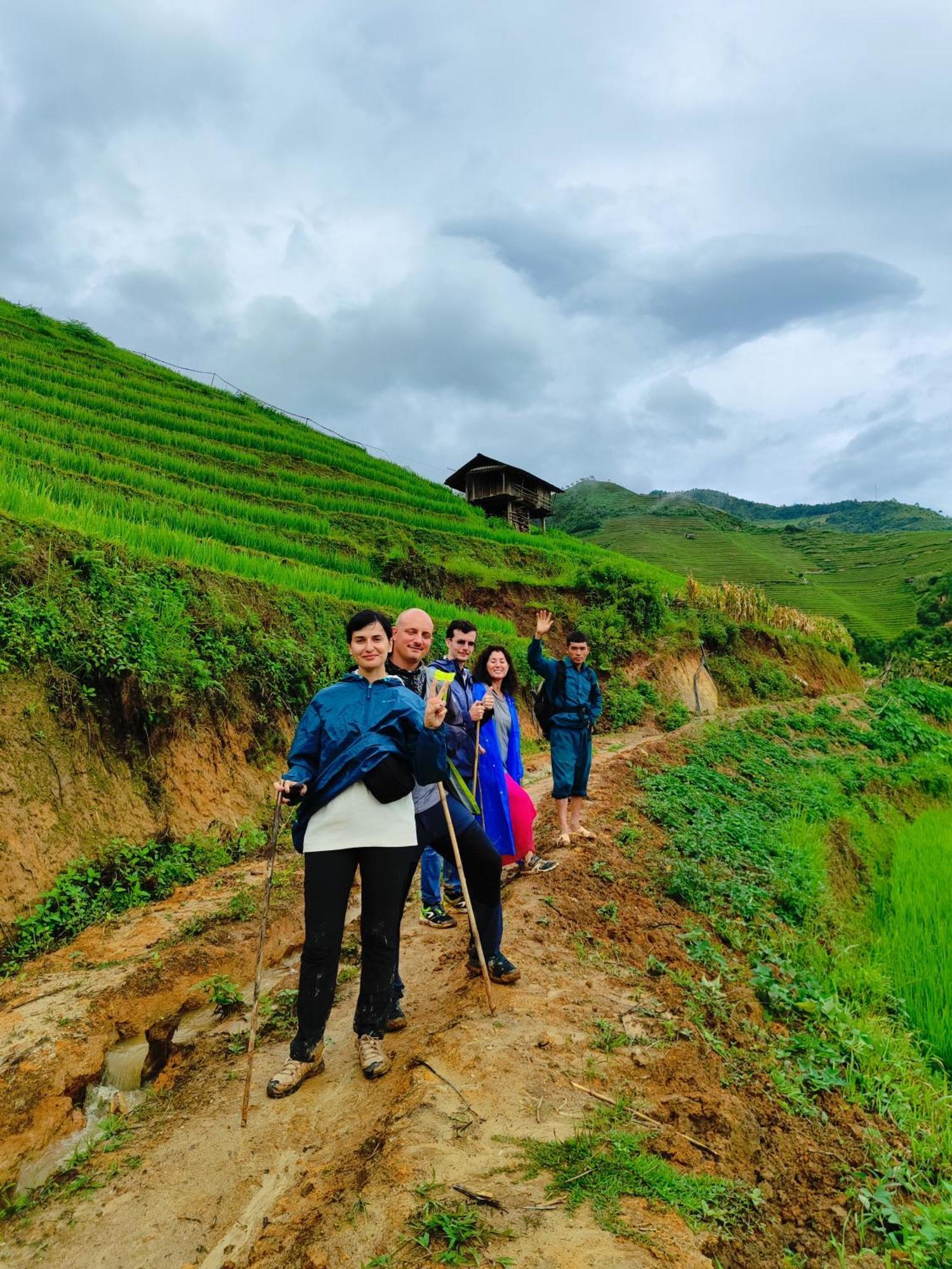& Trekking Lodge Mu Cang Chai