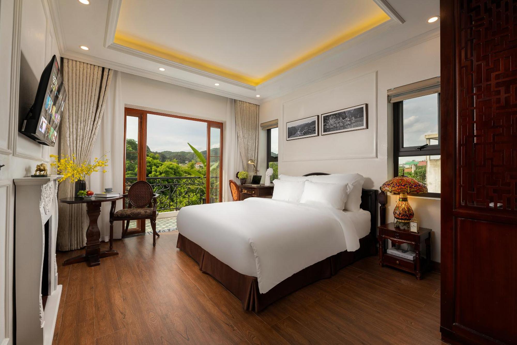 Tam Coc Mountain Sunset And Garden Hotel