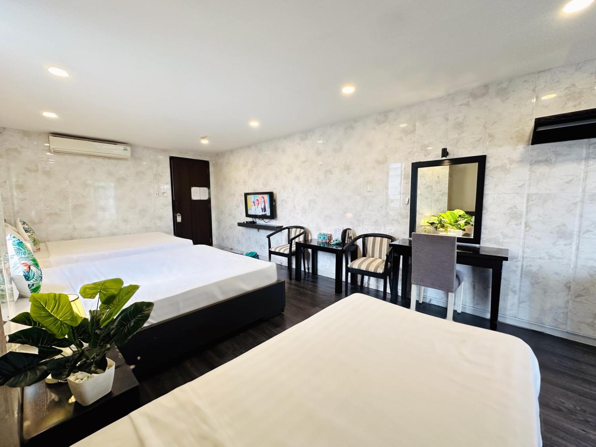 Centana Ben Thanh Hotel 2*