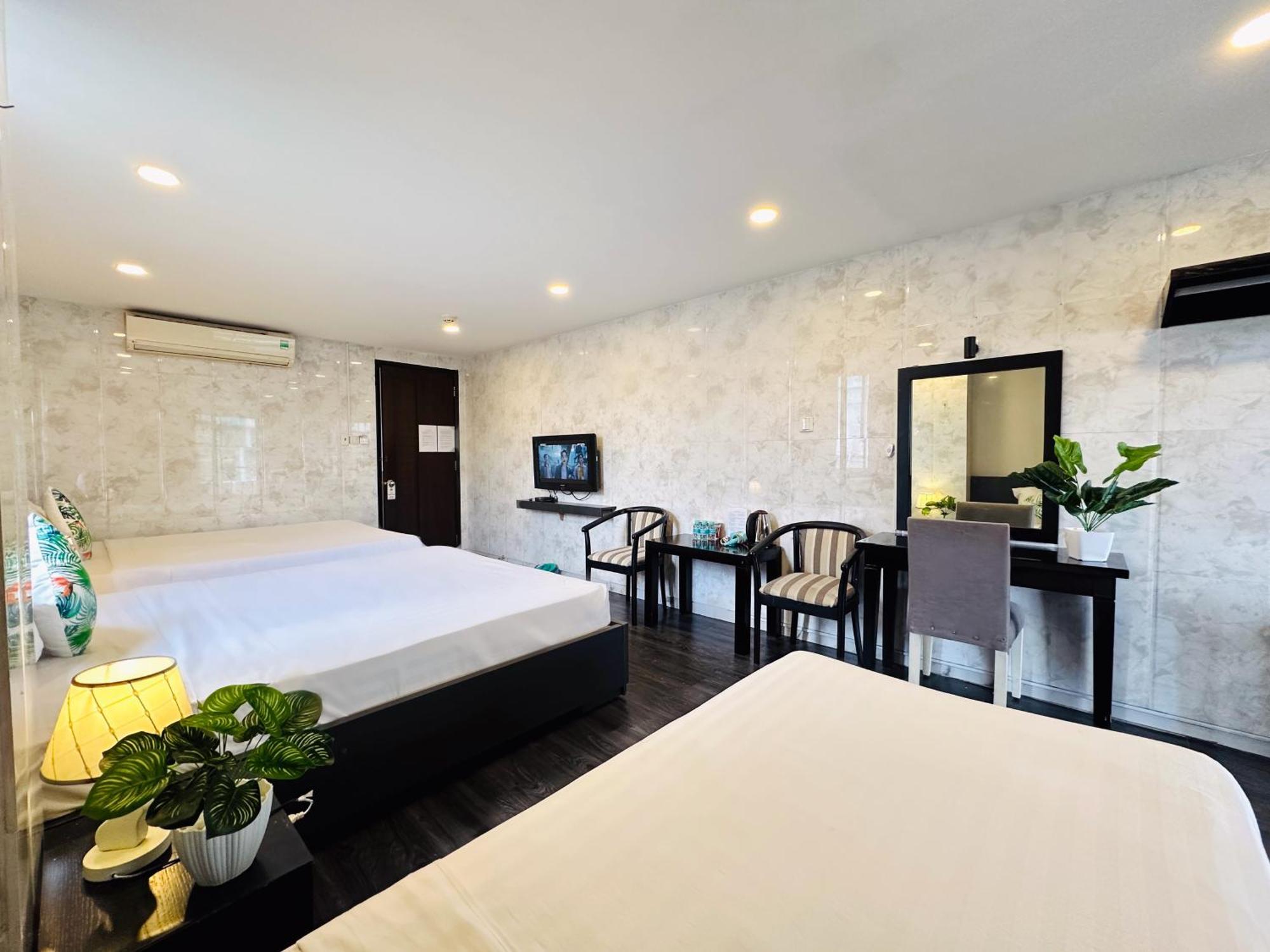 Hotel Centana Ben Thanh 2*