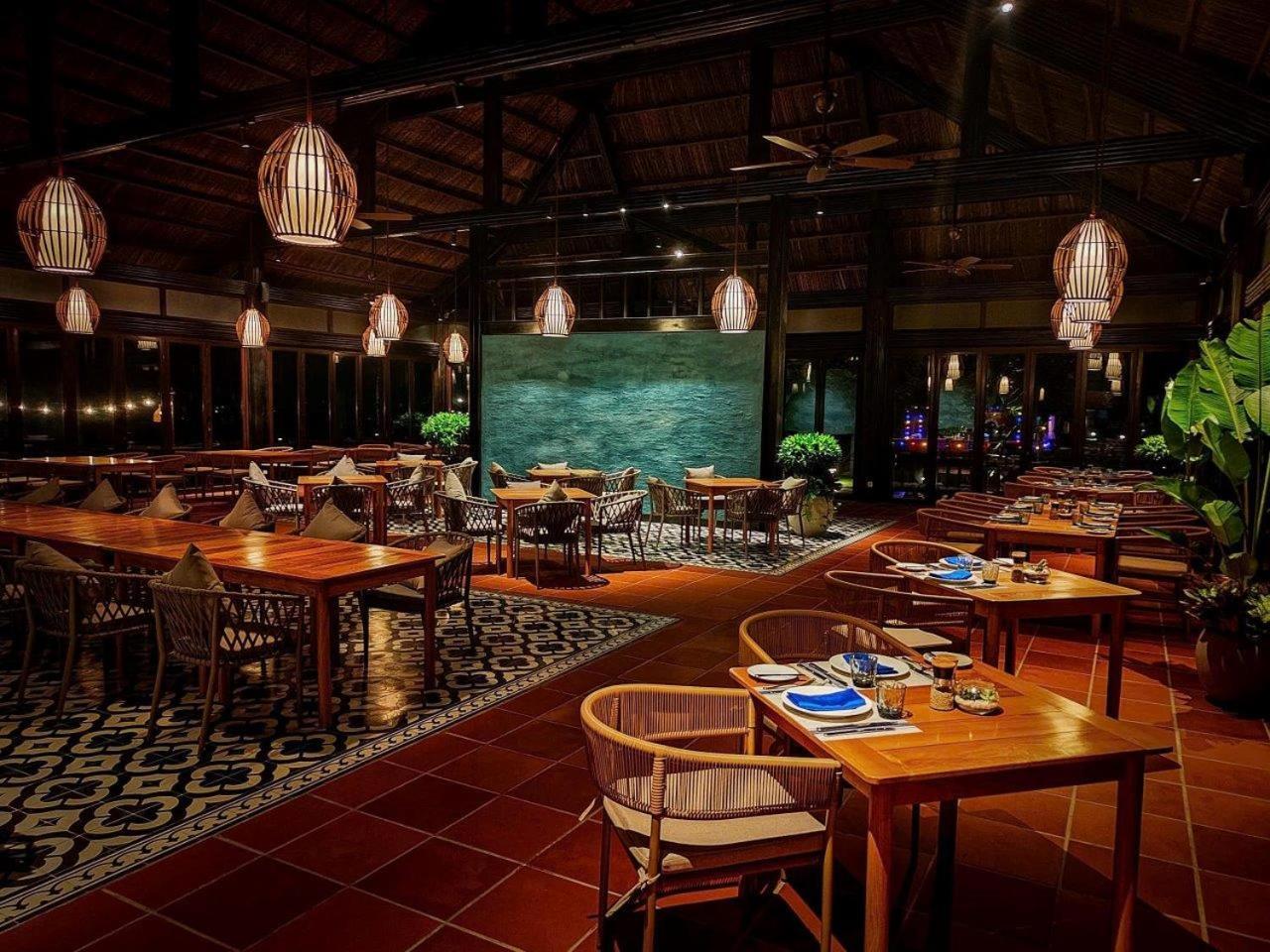 Resort Vinpearl & 5*