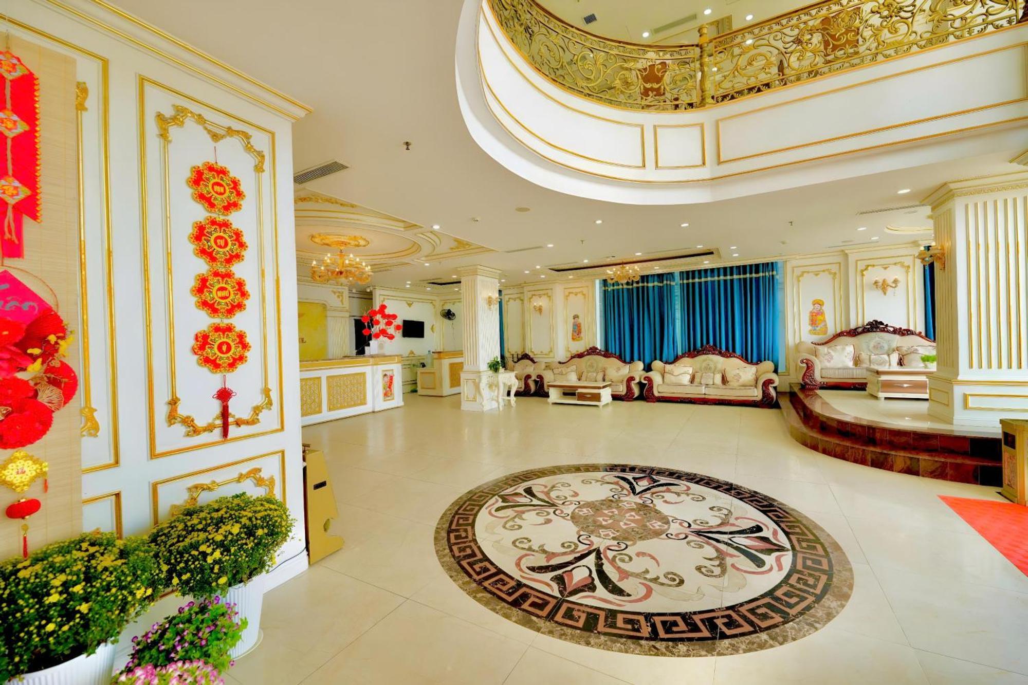 Hotel Tuyet Son