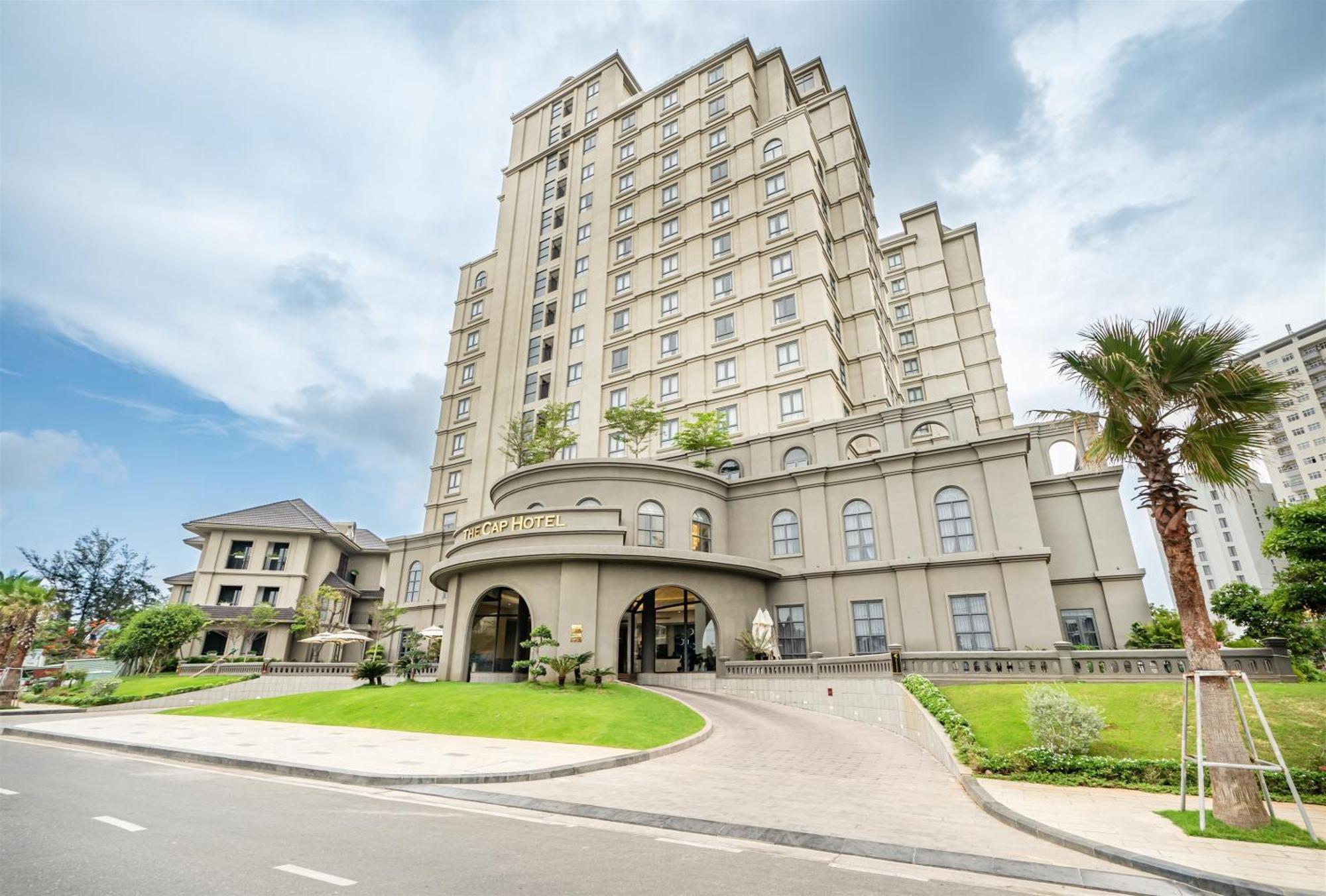 The Cap Hotel 4*