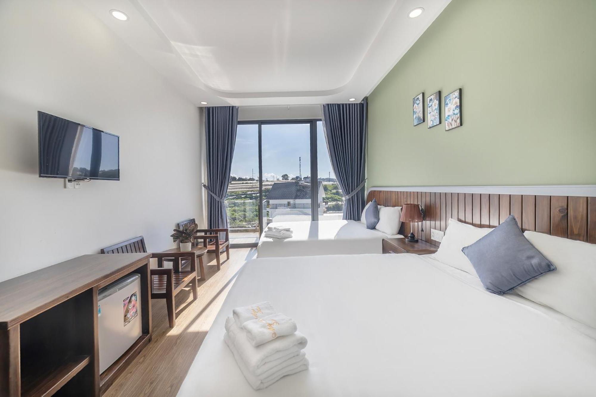 Hotel Mega Sky