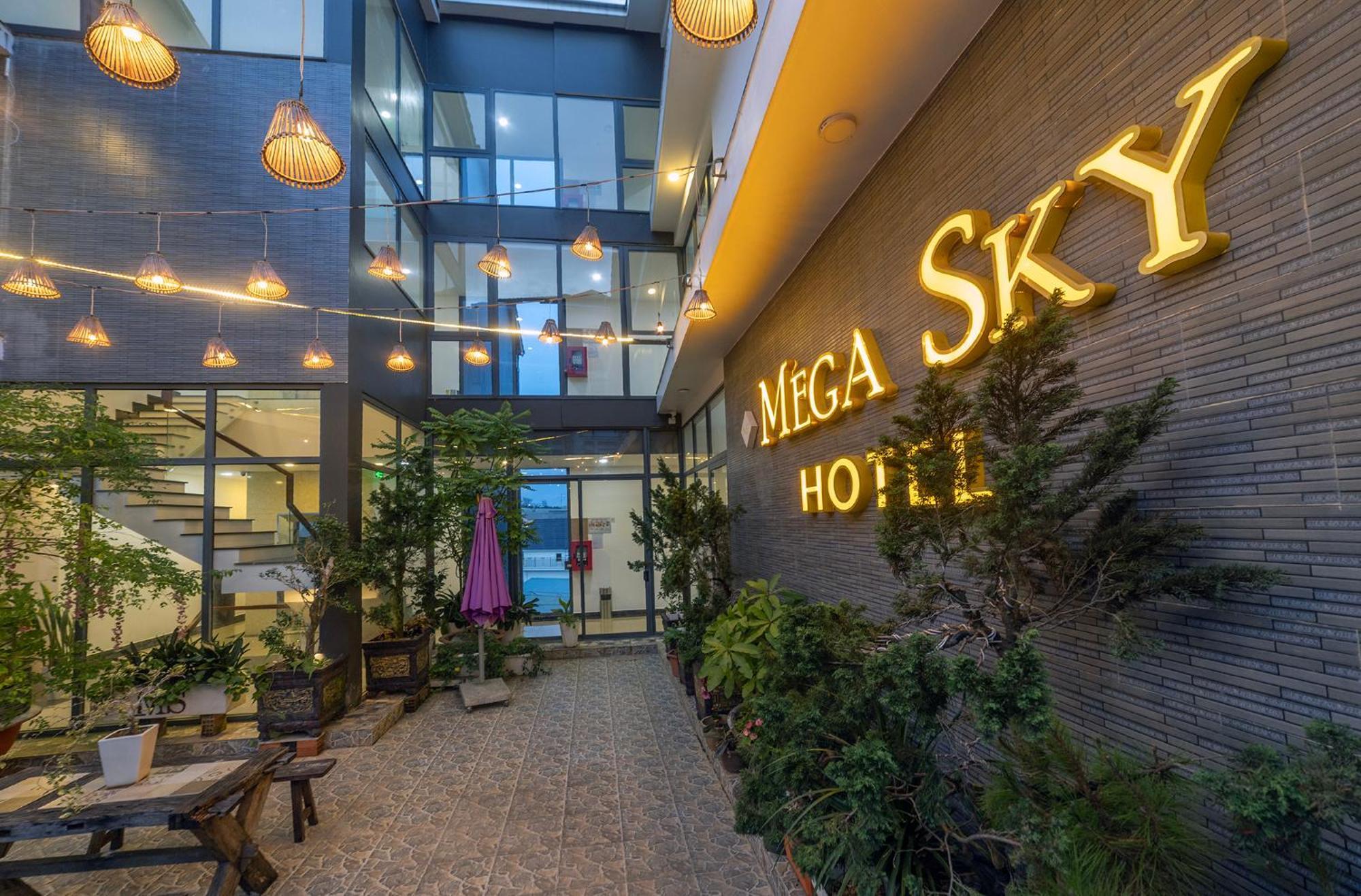 Mega Sky Hotel