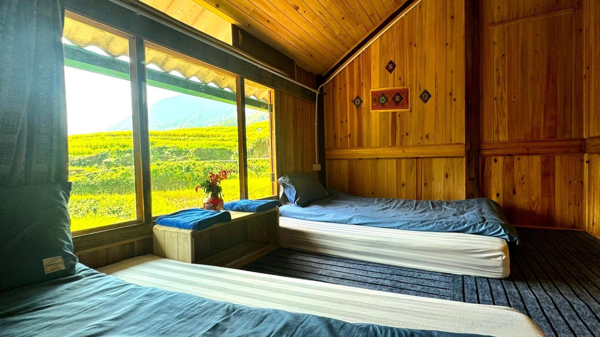 River Mountain View