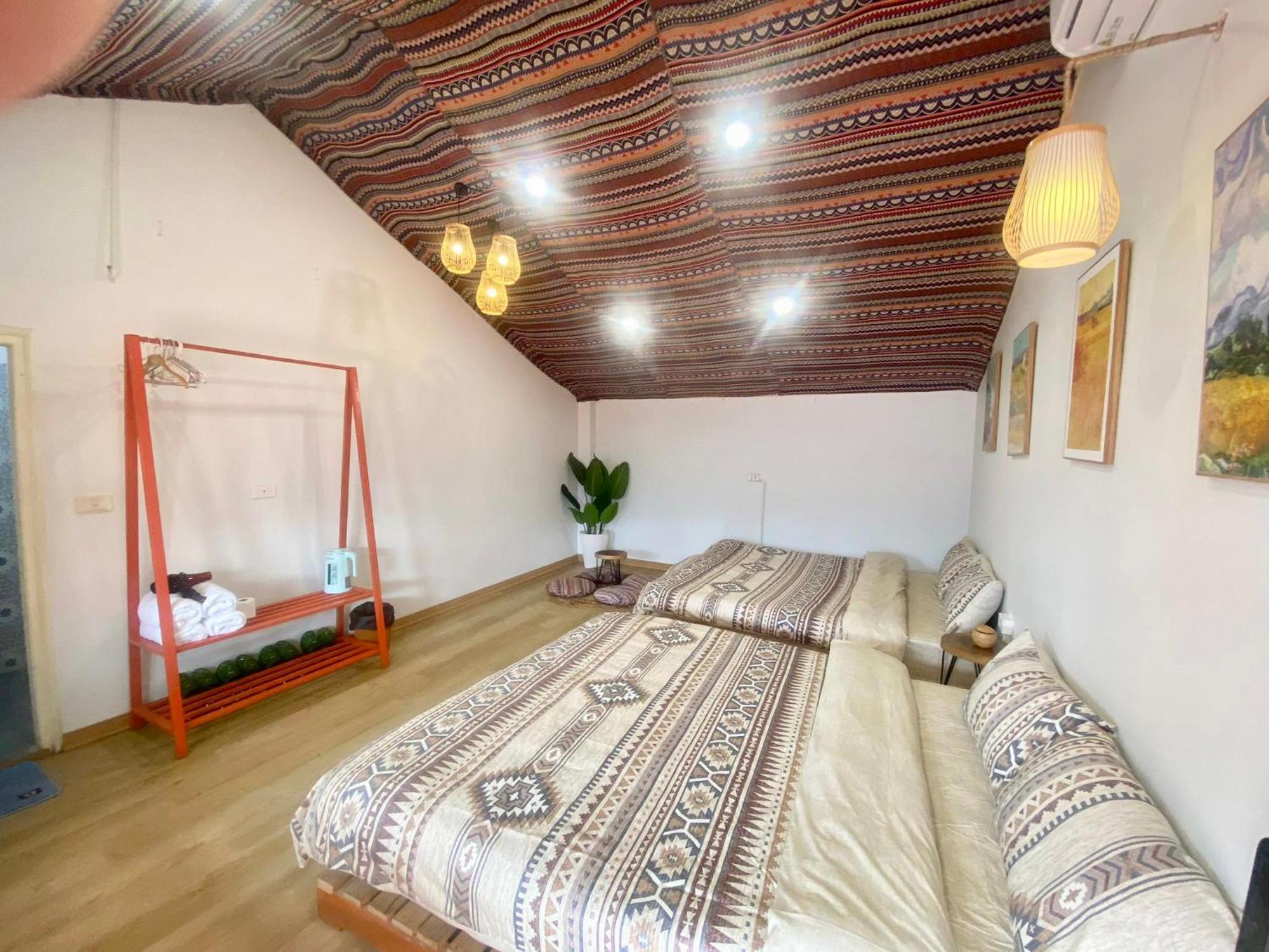 D 3 Guest house *