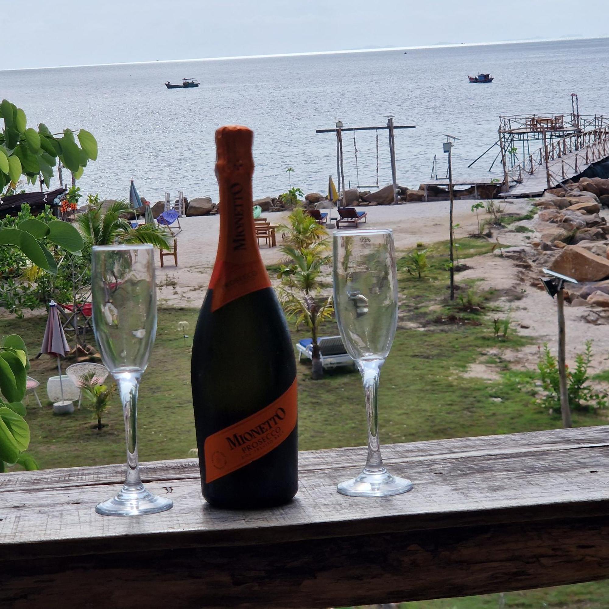 Hotel Butterfly Rose Francophone 3*