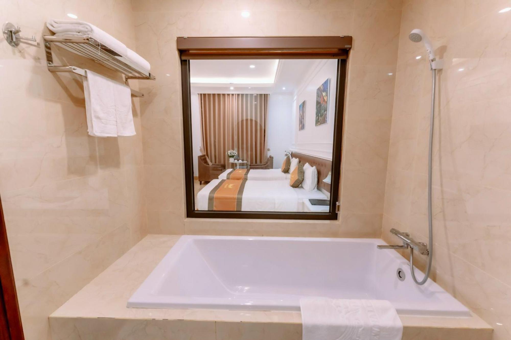Hotel New