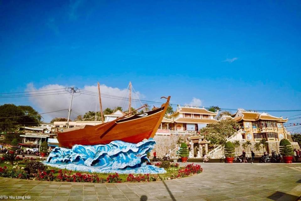 Khách sạn Thuy Lan Long Hải