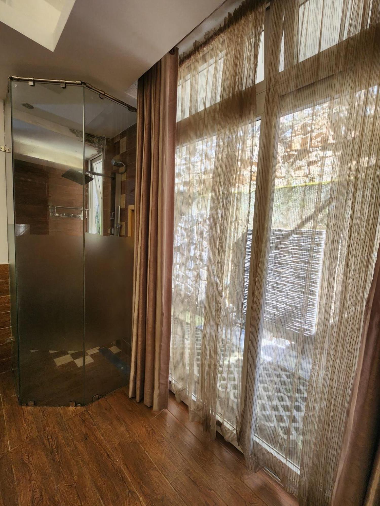 Aparthotel Dii & More Đà Lạt