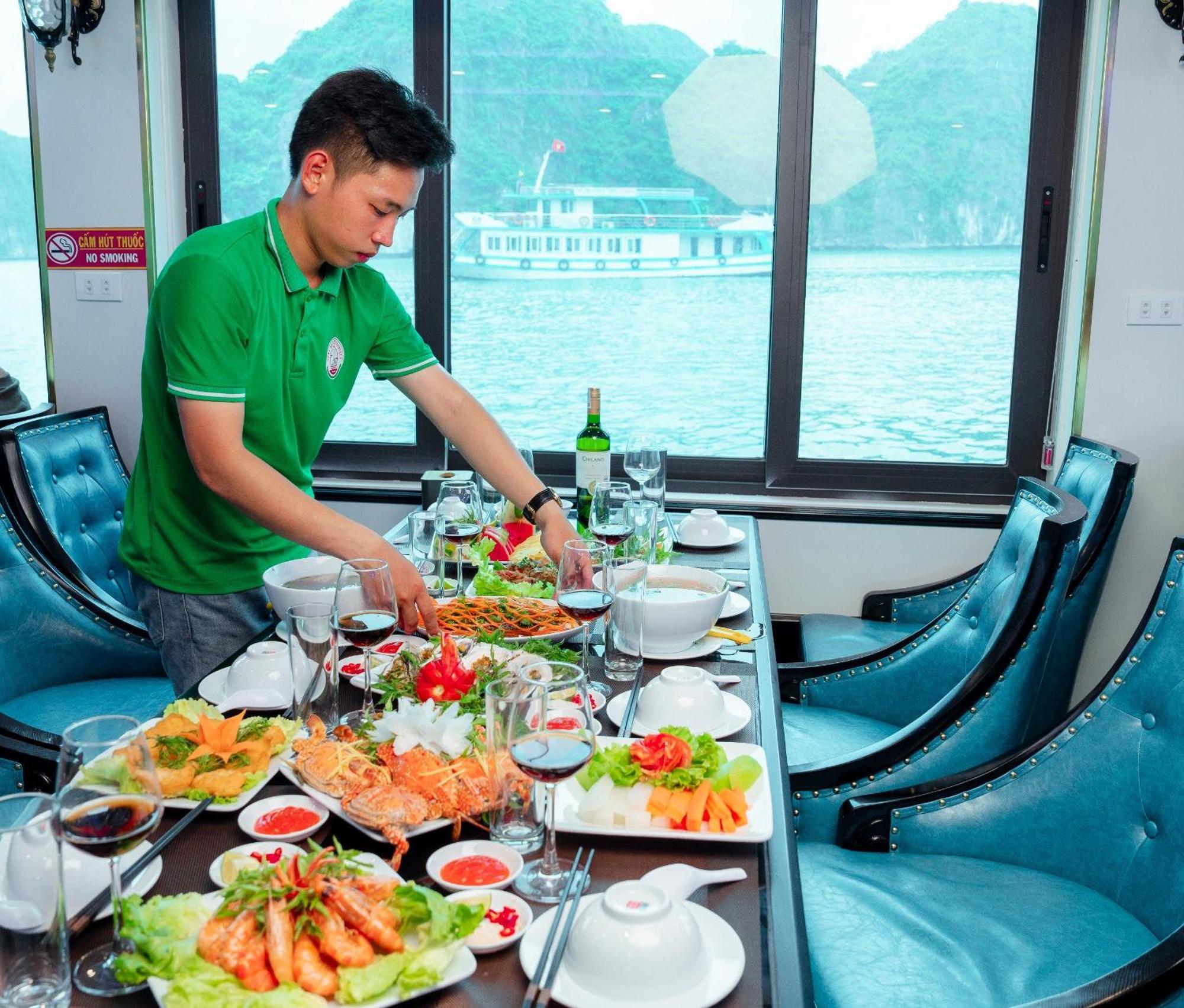 Cat Ba Violet Hotel