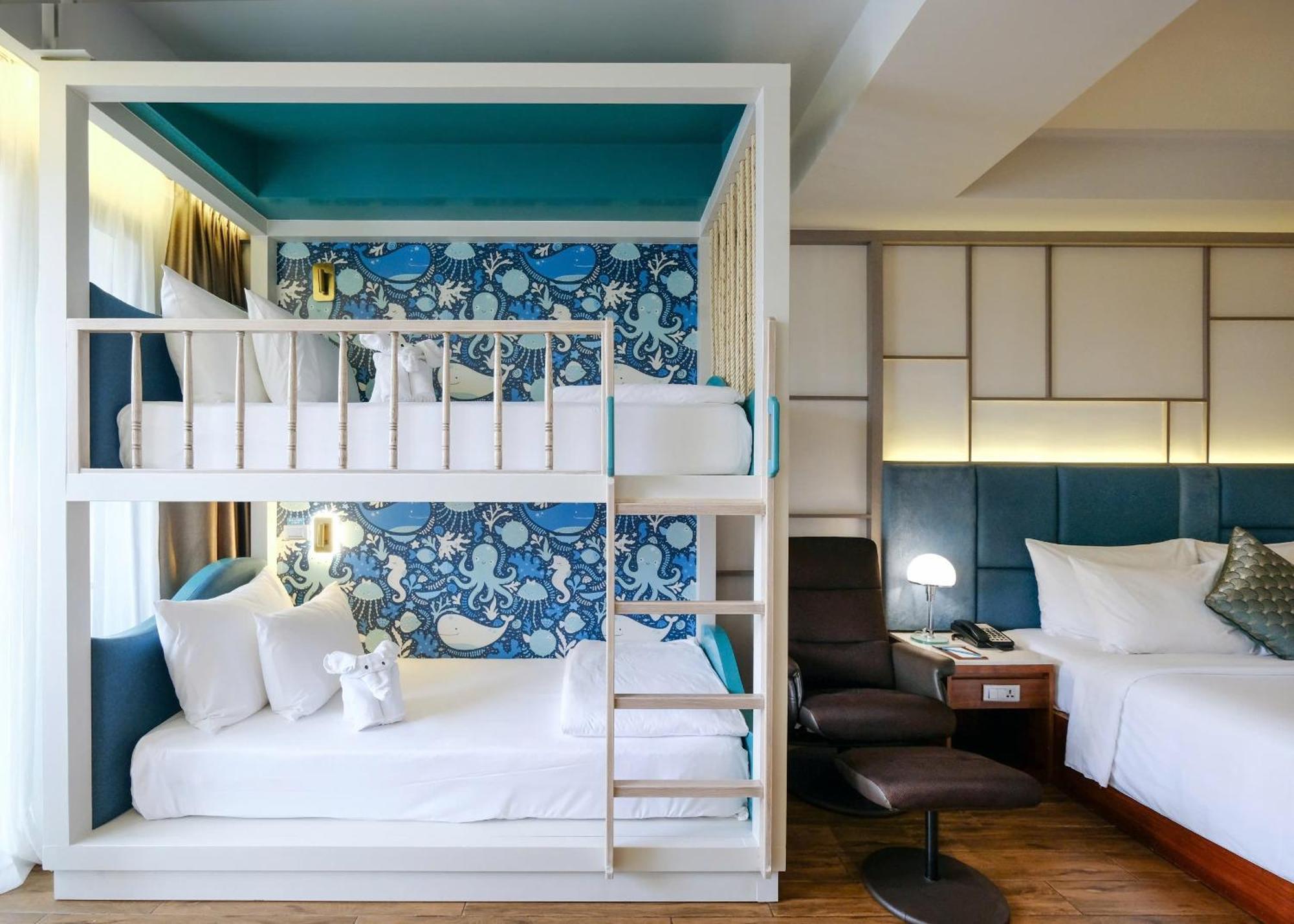 Hotel Seaesta 4*