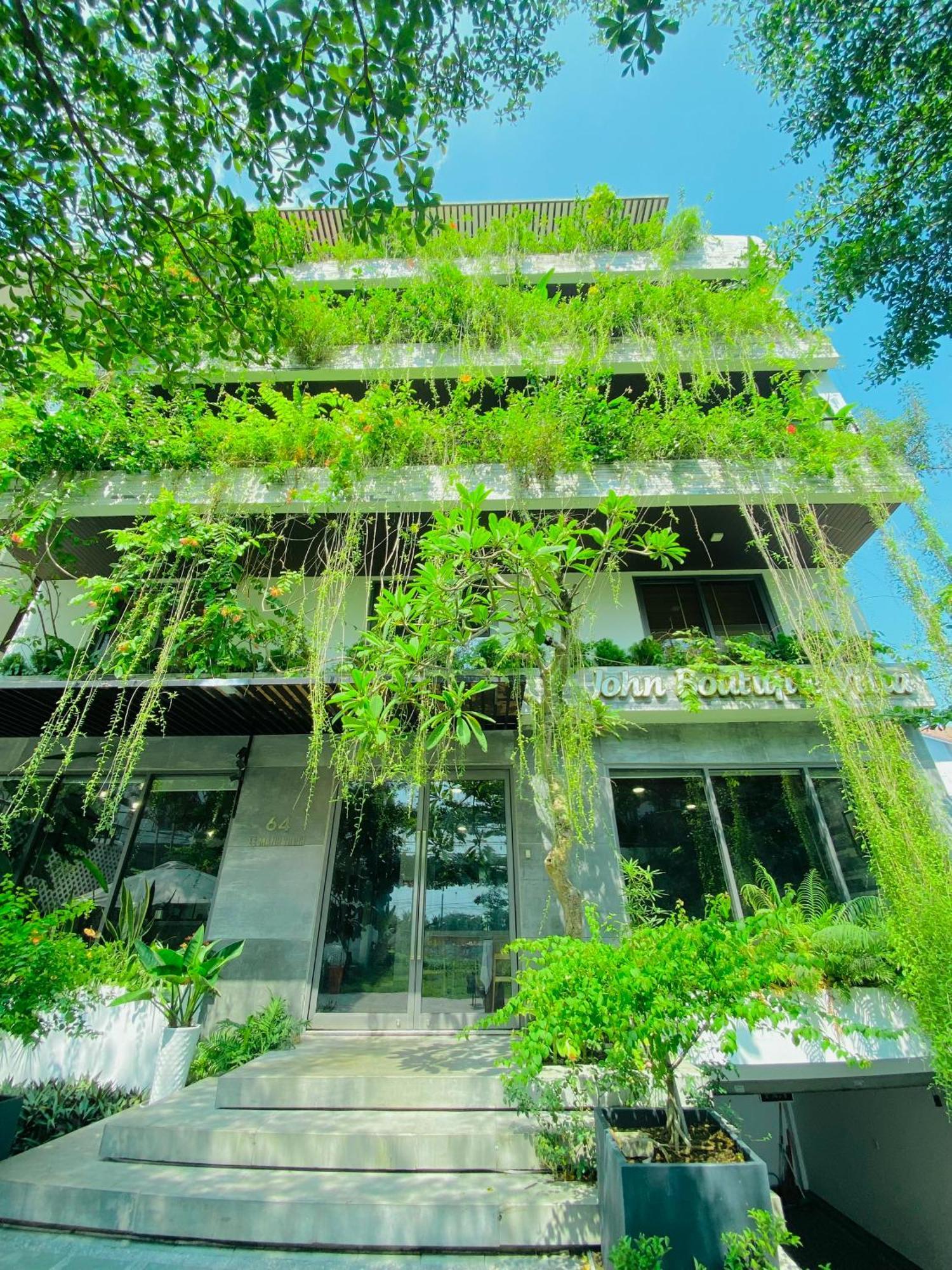 Hotel John Boutique 3*